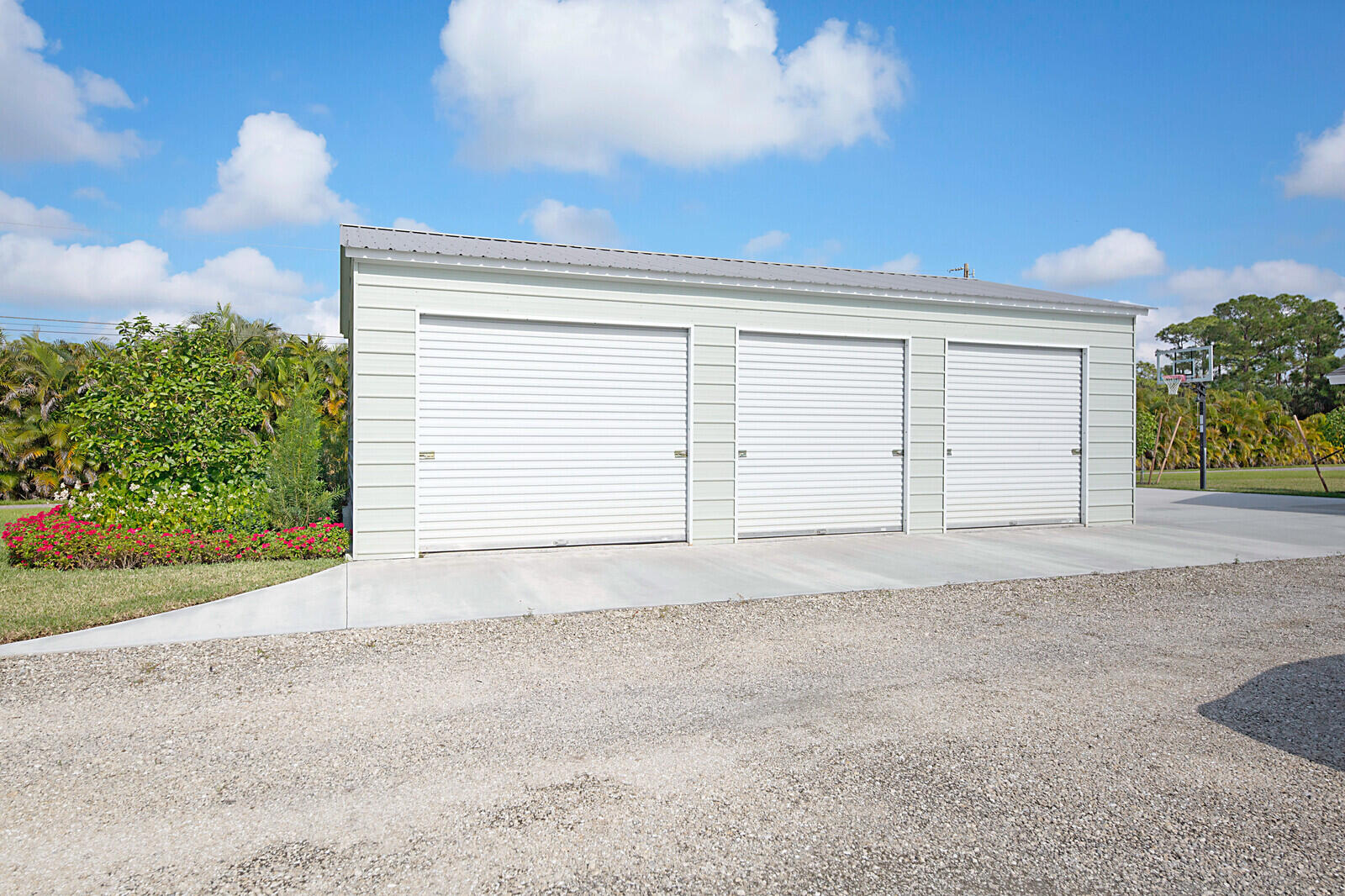 LOXAHATCHEE GROVES - Residential