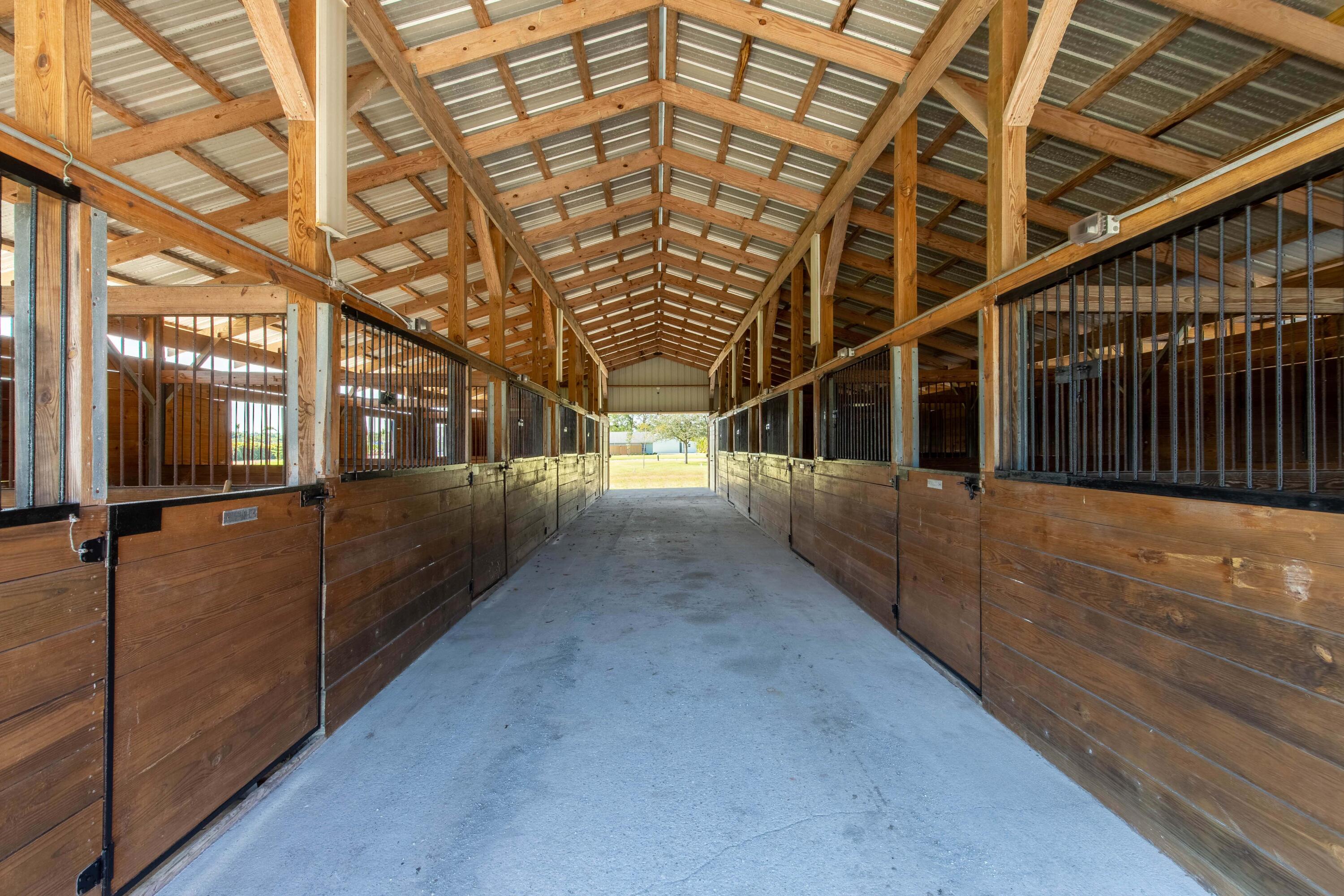 LOXAHATCHEE GROVES - Residential