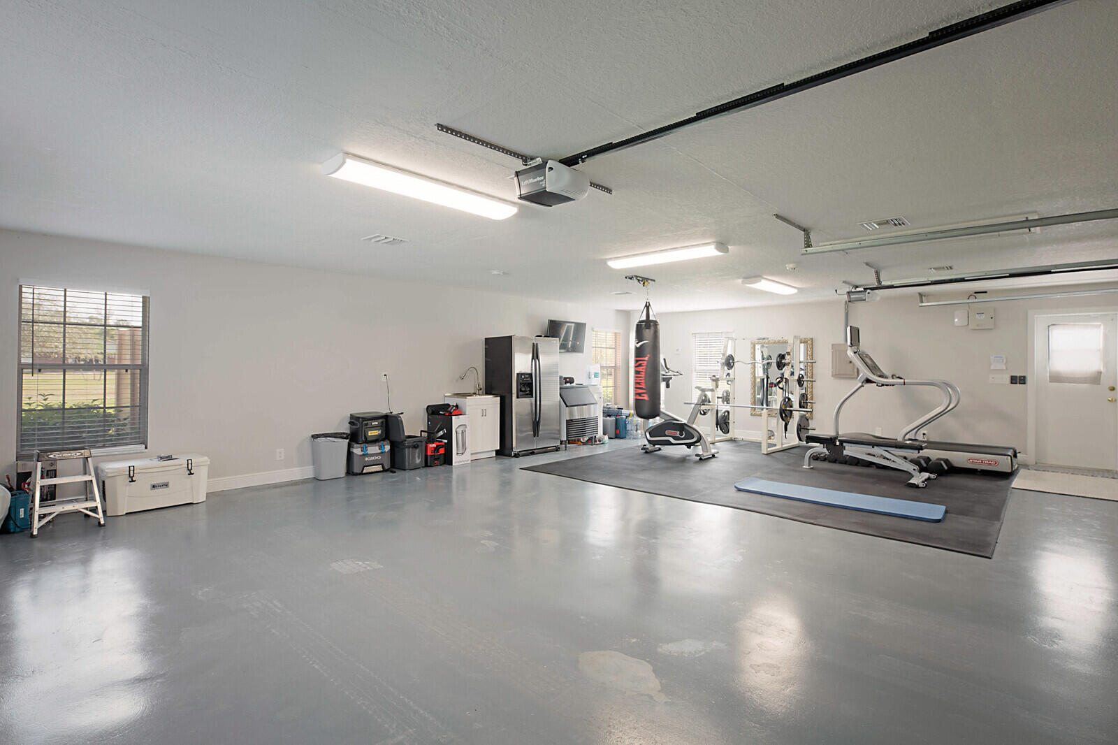 LOXAHATCHEE GROVES - Residential