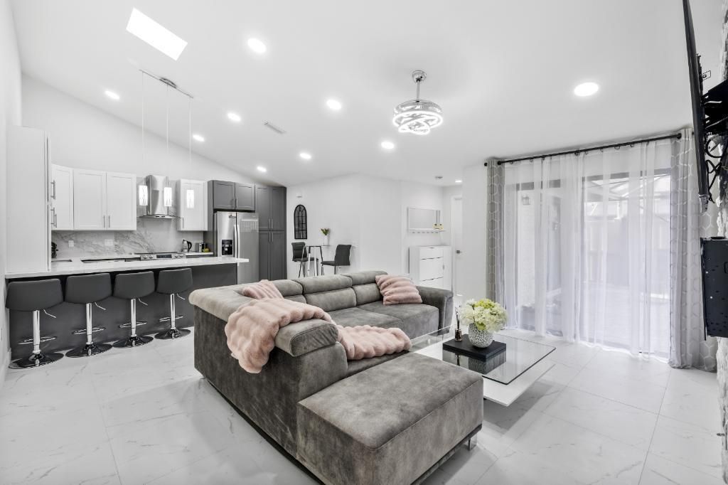 Photo of 9760 Boca Gardens Circle N #B, Boca Raton, FL 33496 (MLS # R10904004)