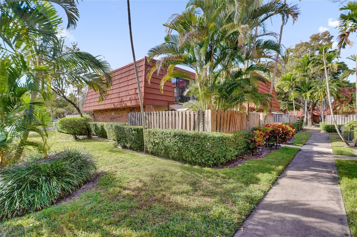 Waterford Courtyards - Residential