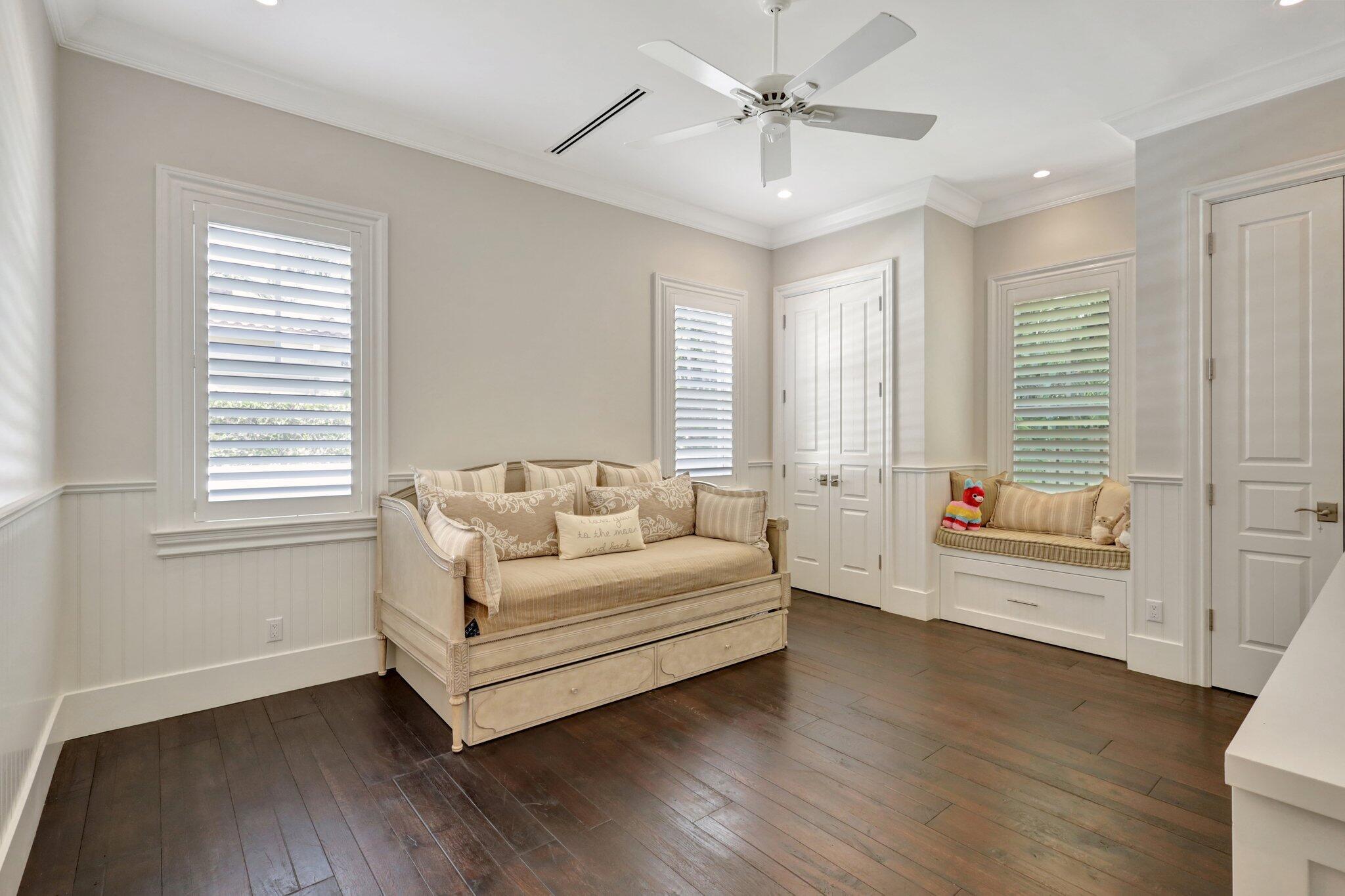 OCEAN RIDGE BEACH - Residential