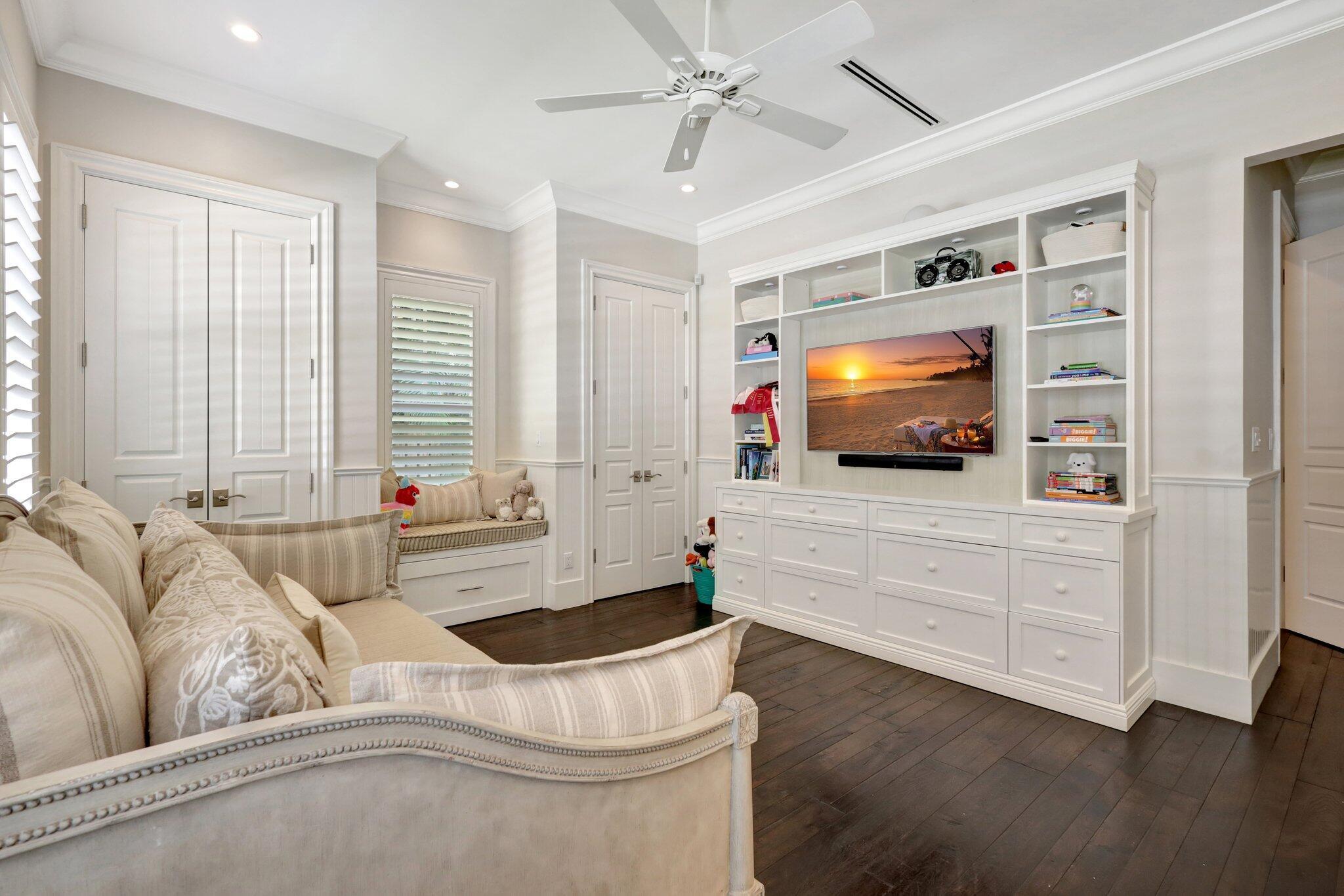 OCEAN RIDGE BEACH - Residential