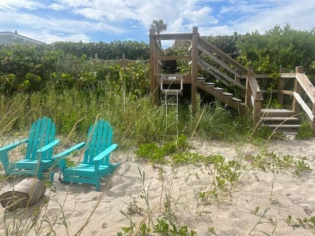 OCEAN RIDGE BEACH - Residential
