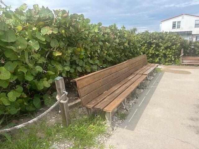 OCEAN RIDGE BEACH - Residential