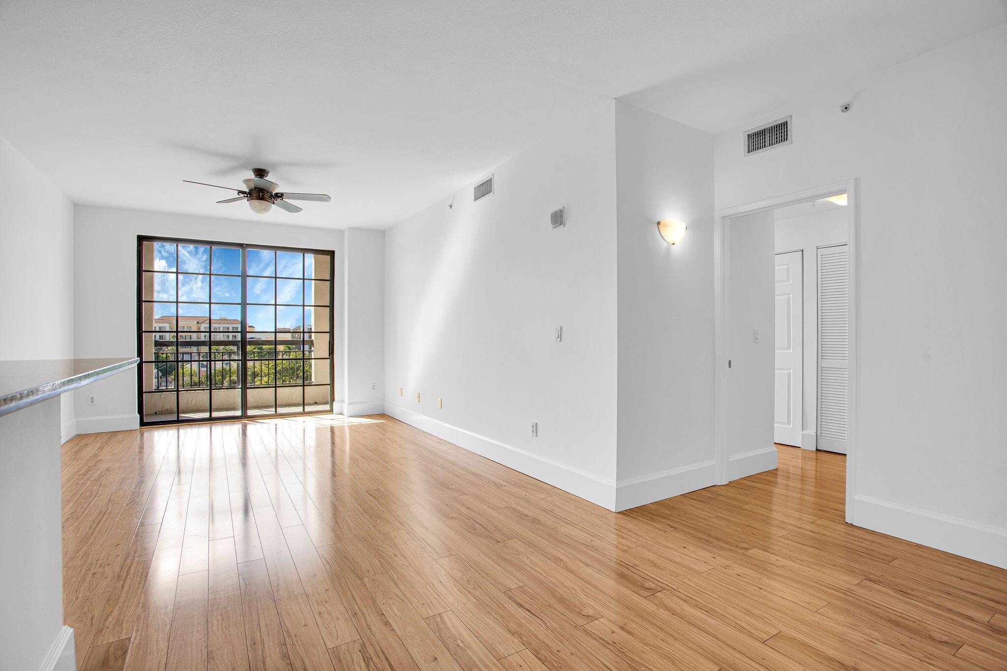 BOCA GRAND CONDOMINIUM - Residential