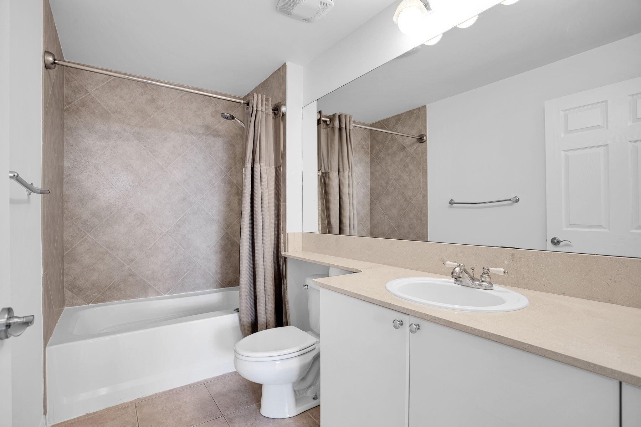 BOCA GRAND CONDOMINIUM - Residential