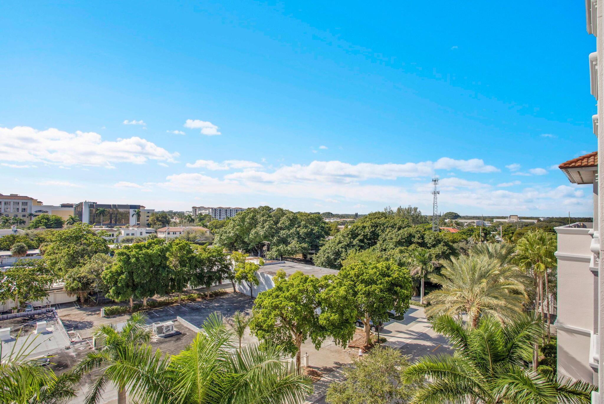 BOCA GRAND CONDOMINIUM - Residential