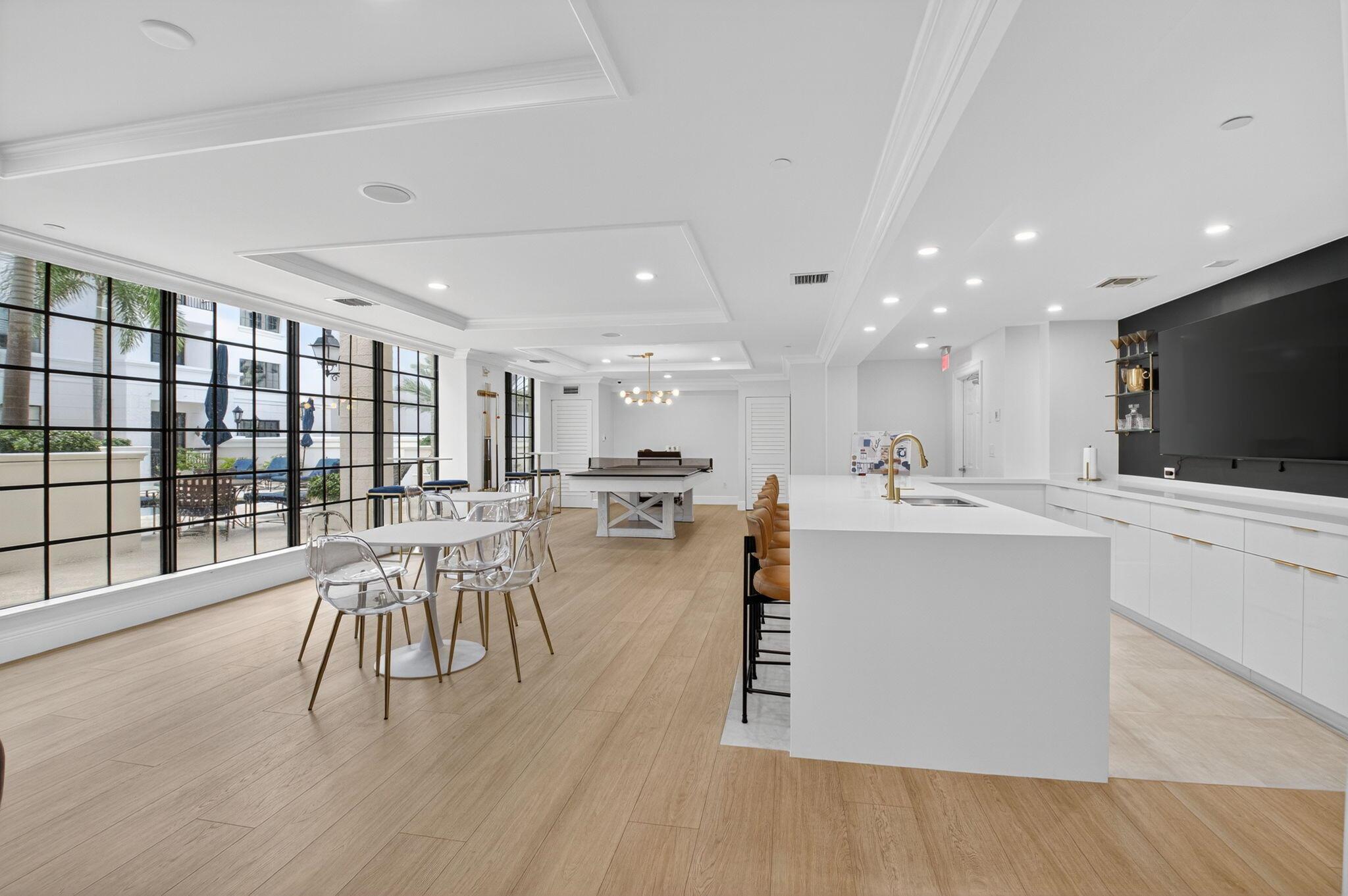 BOCA GRAND CONDOMINIUM - Residential