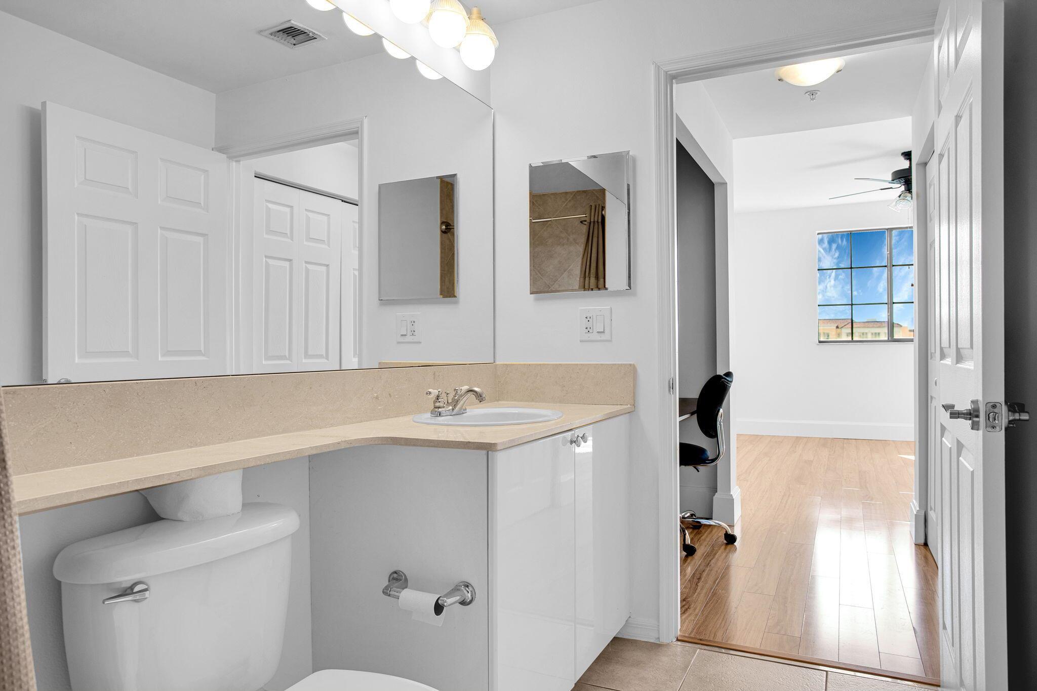 BOCA GRAND CONDOMINIUM - Residential