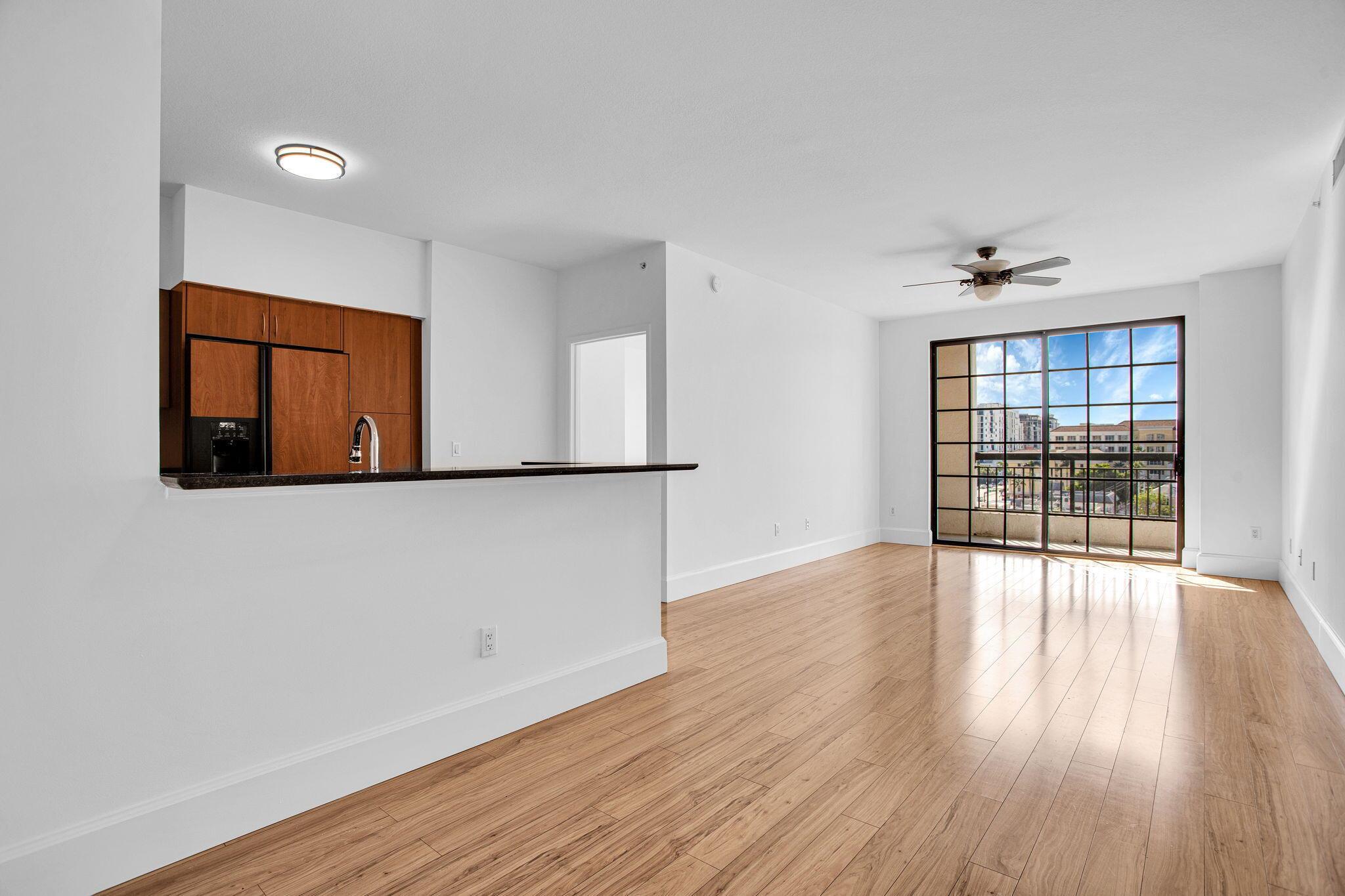 BOCA GRAND CONDOMINIUM - Residential