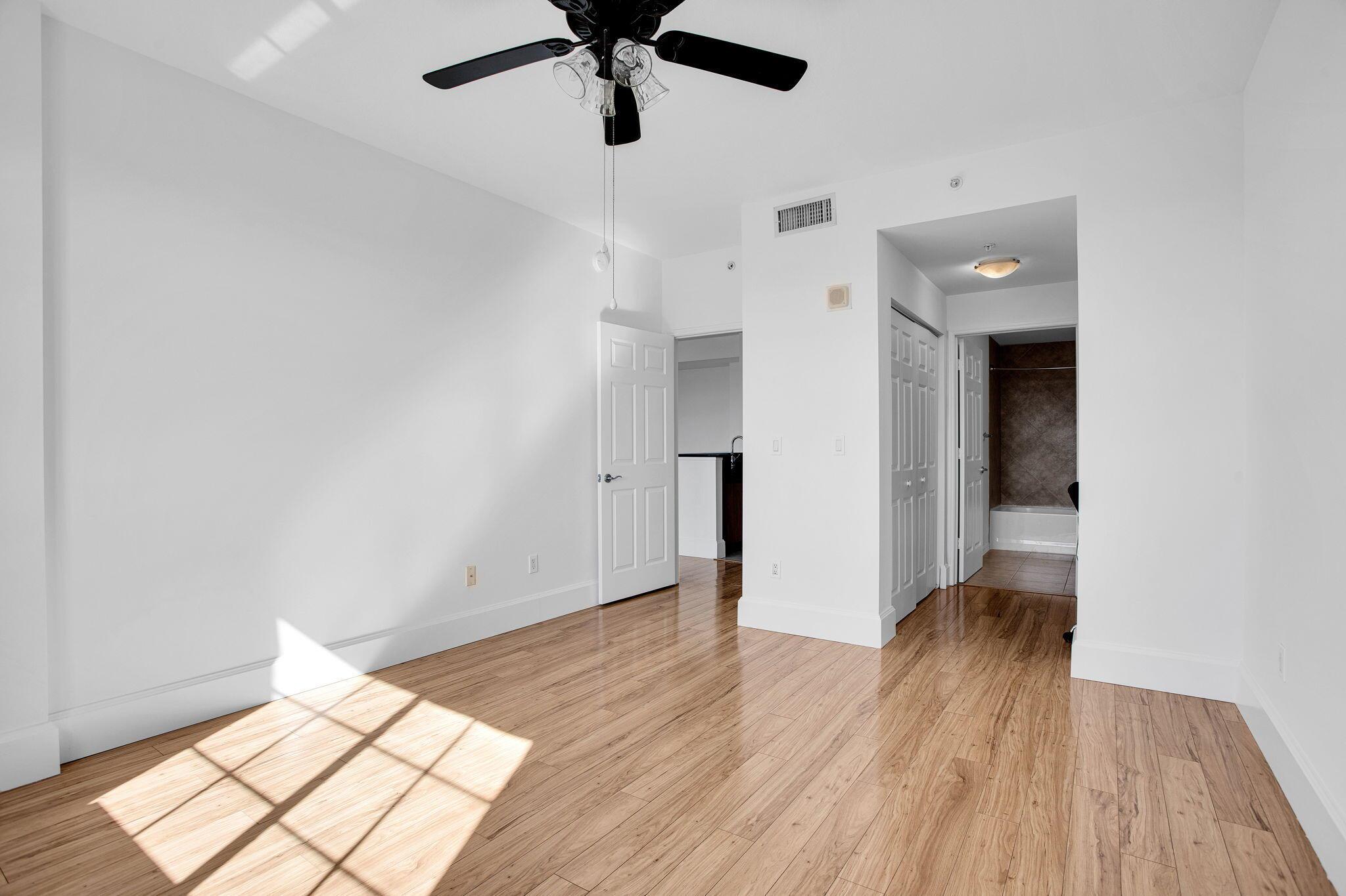 BOCA GRAND CONDOMINIUM - Residential