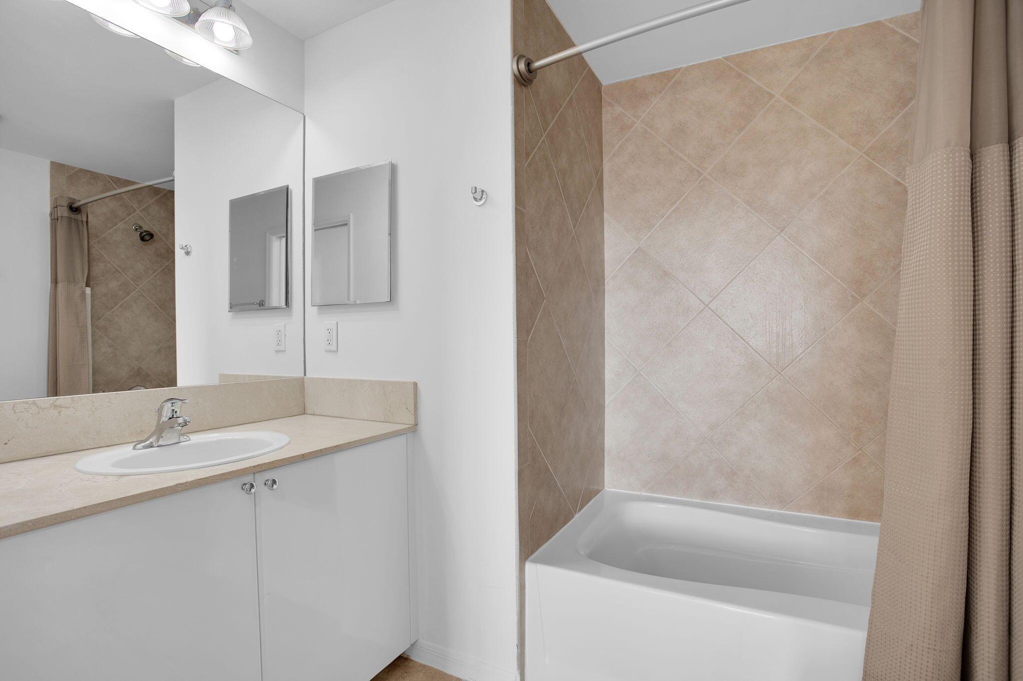 BOCA GRAND CONDOMINIUM - Residential