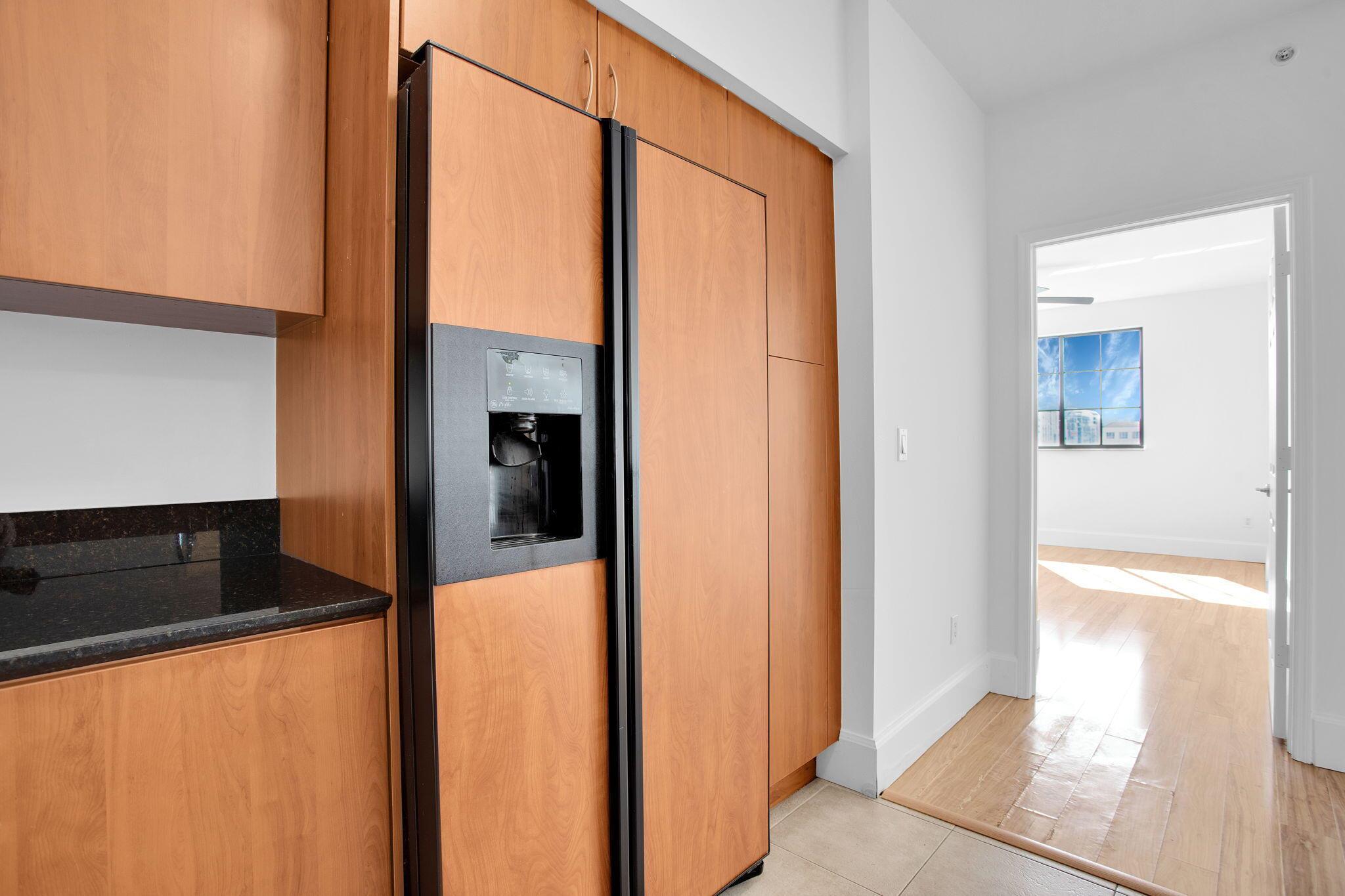 BOCA GRAND CONDOMINIUM - Residential