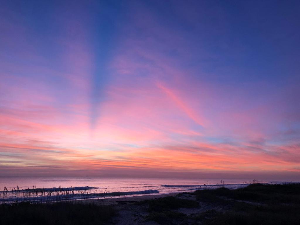 OCEAN HARBOUR CONDOMINIUM B - Residential Lease