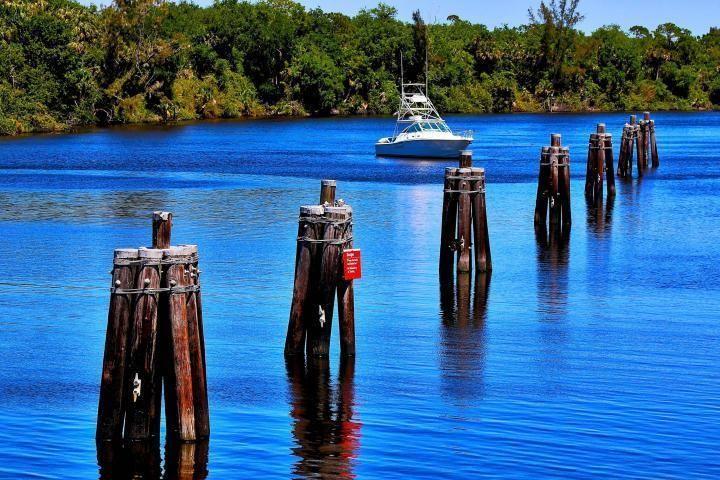 OCEAN HARBOUR CONDOMINIUM - Residential Lease