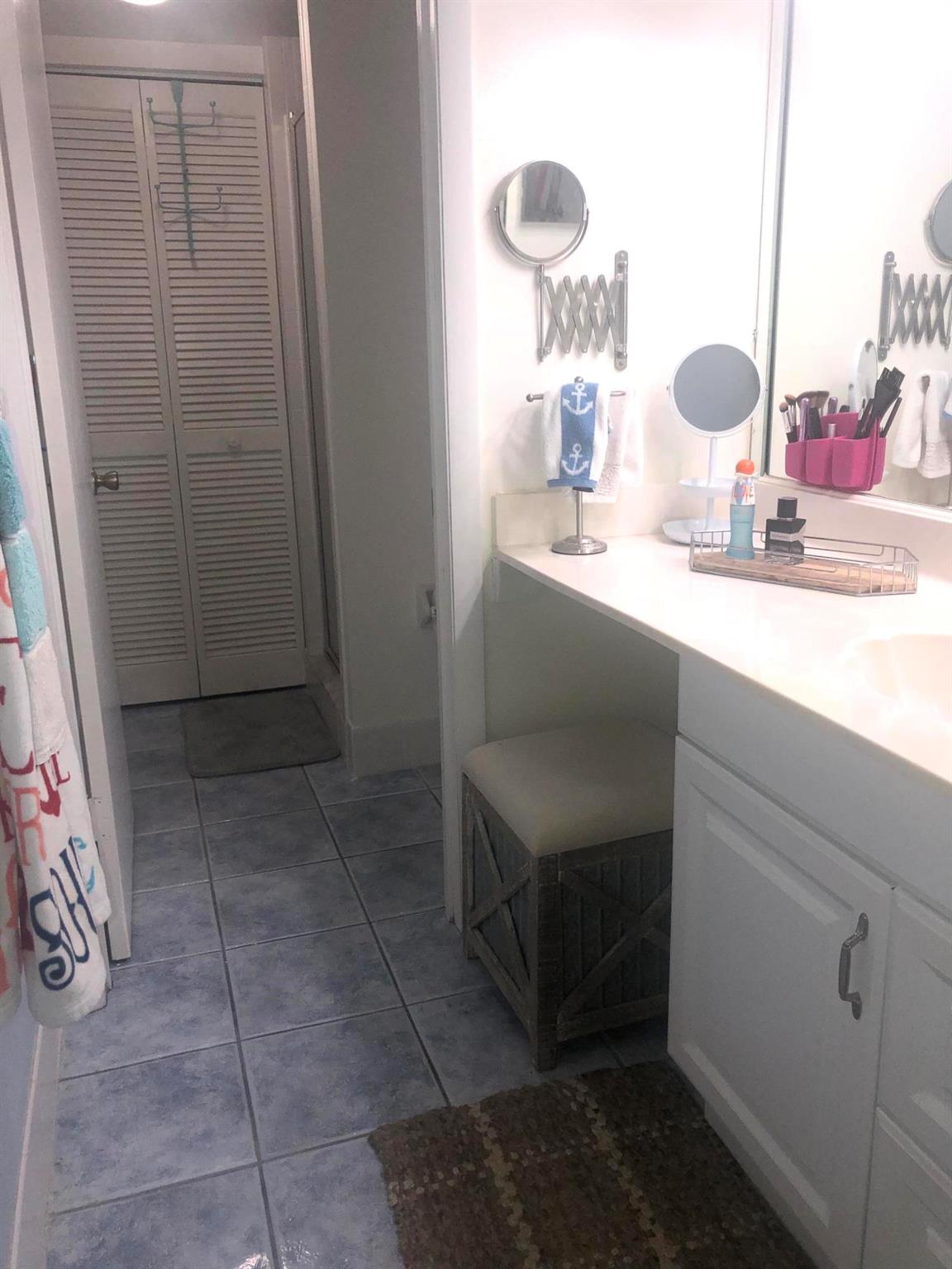 OCEAN HARBOUR CONDOMINIUM - Residential Lease