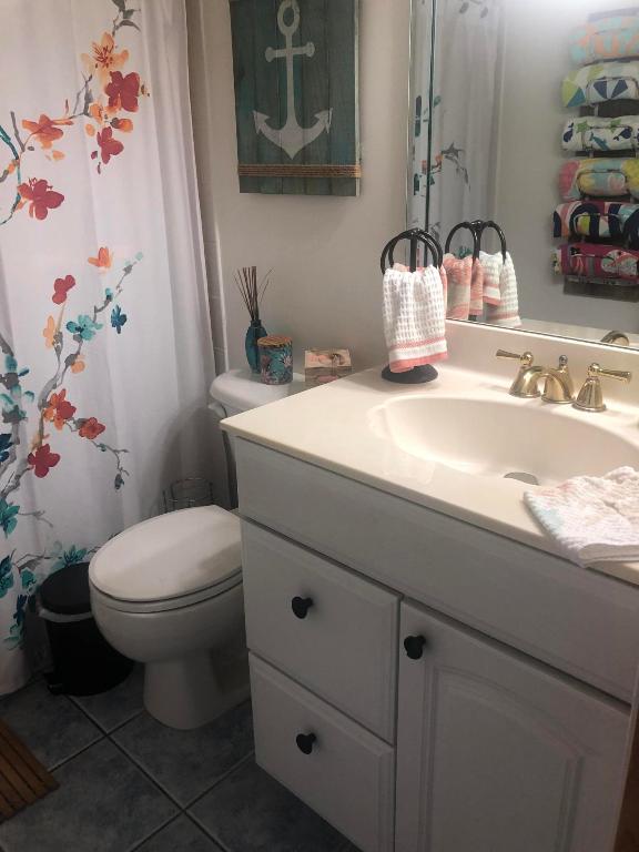 OCEAN HARBOUR CONDOMINIUM B - Residential Lease