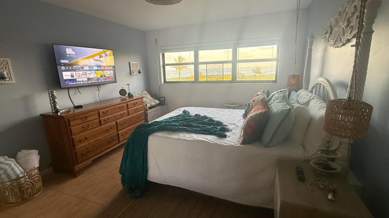 OCEAN HARBOUR CONDOMINIUM B - Residential Lease