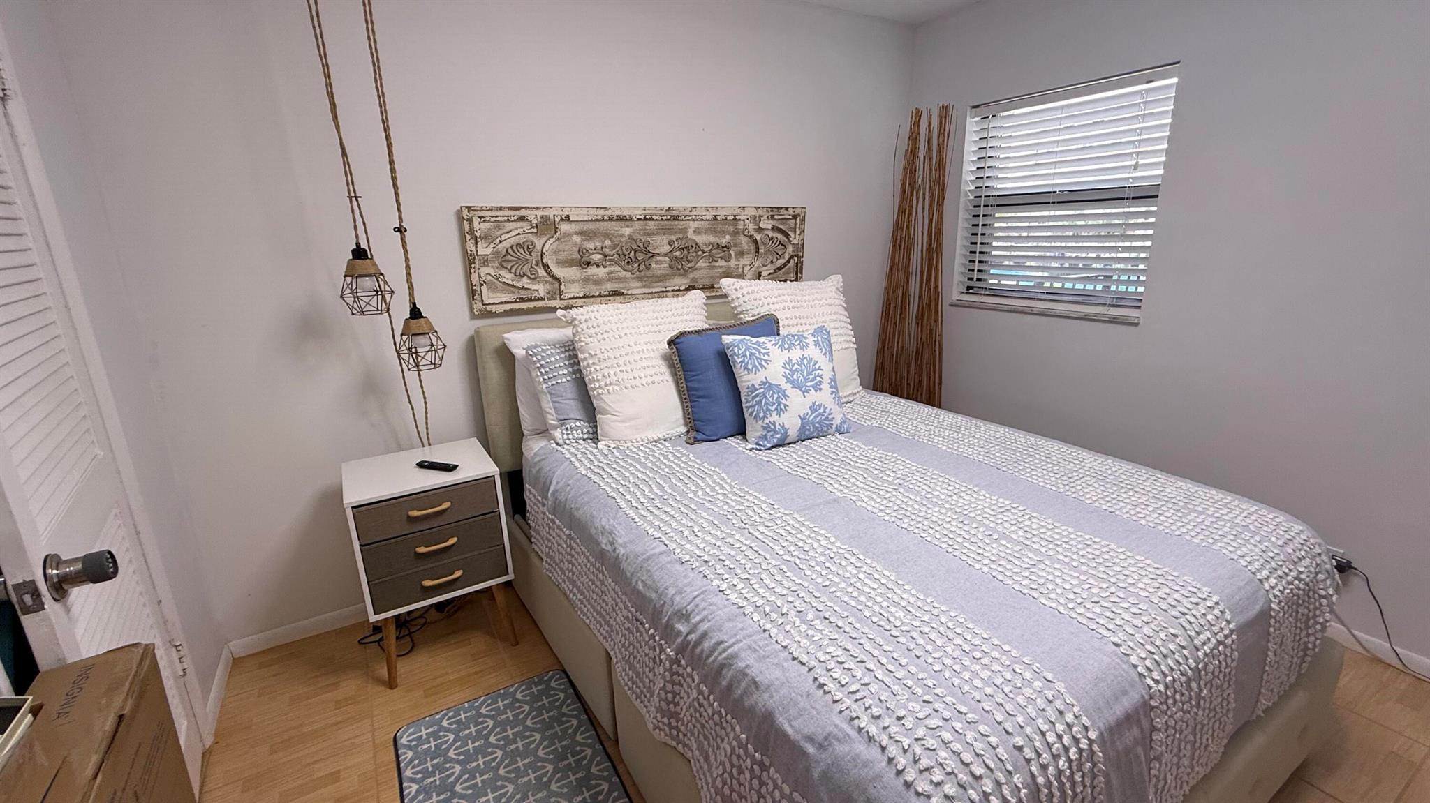 OCEAN HARBOUR CONDOMINIUM - Residential Lease