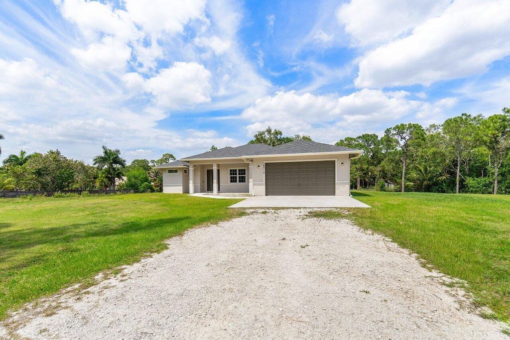 Photo of 18713 92nd Lane N, Loxahatchee, FL 33470 (MLS # R10983437)