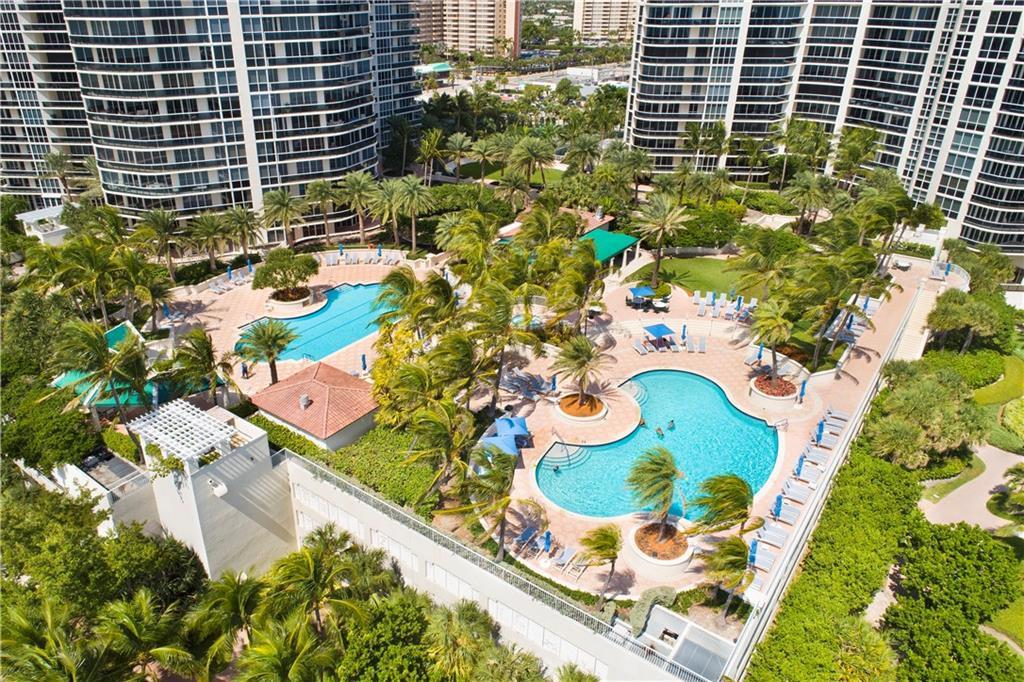 L'Hermitage - Residential