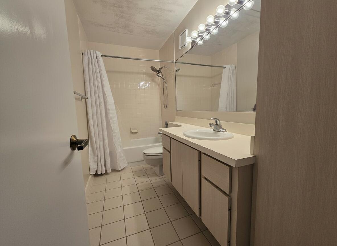 Wellesley at Lake Clarke - Residential Lease