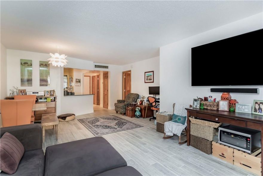 A beautifully renovated 1 bedroom / 1.5 bathroom condo located in the gated community of Jade Winds.  This first floor condo shows true pride in ownership with recently upgraded kitchen, floors and paint. Centrally located close to world class shopping destinations, restaurants and minutes to I-95 for an easy commute to Miami Beach or Fort Lauderdale.  This unit is truly a must see! Please schedule showings through Showtime, ALl offers should be accompanied with lender approval and proof of funds. 675 Min Credit Score for Association , 2 year rental restriction.