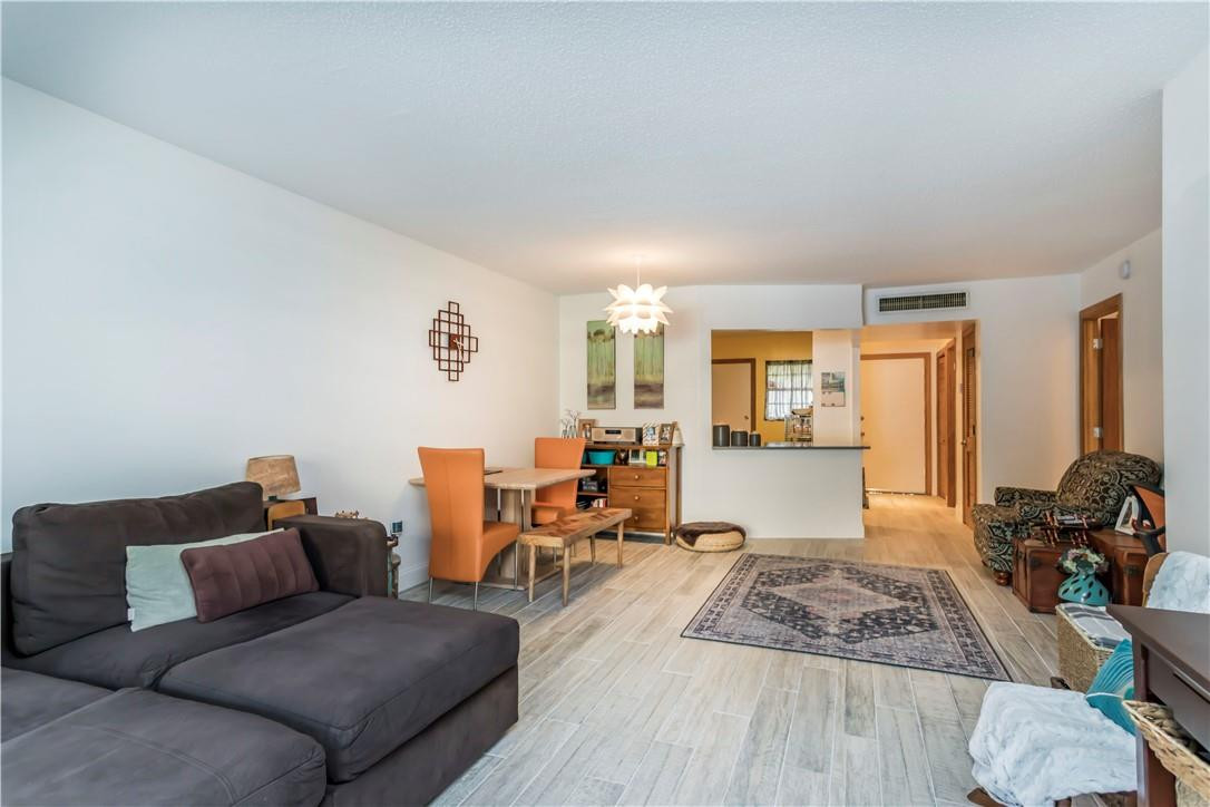 Jade Winds - Residential