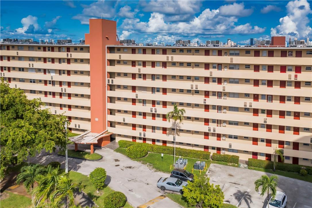 Jade Winds - Residential