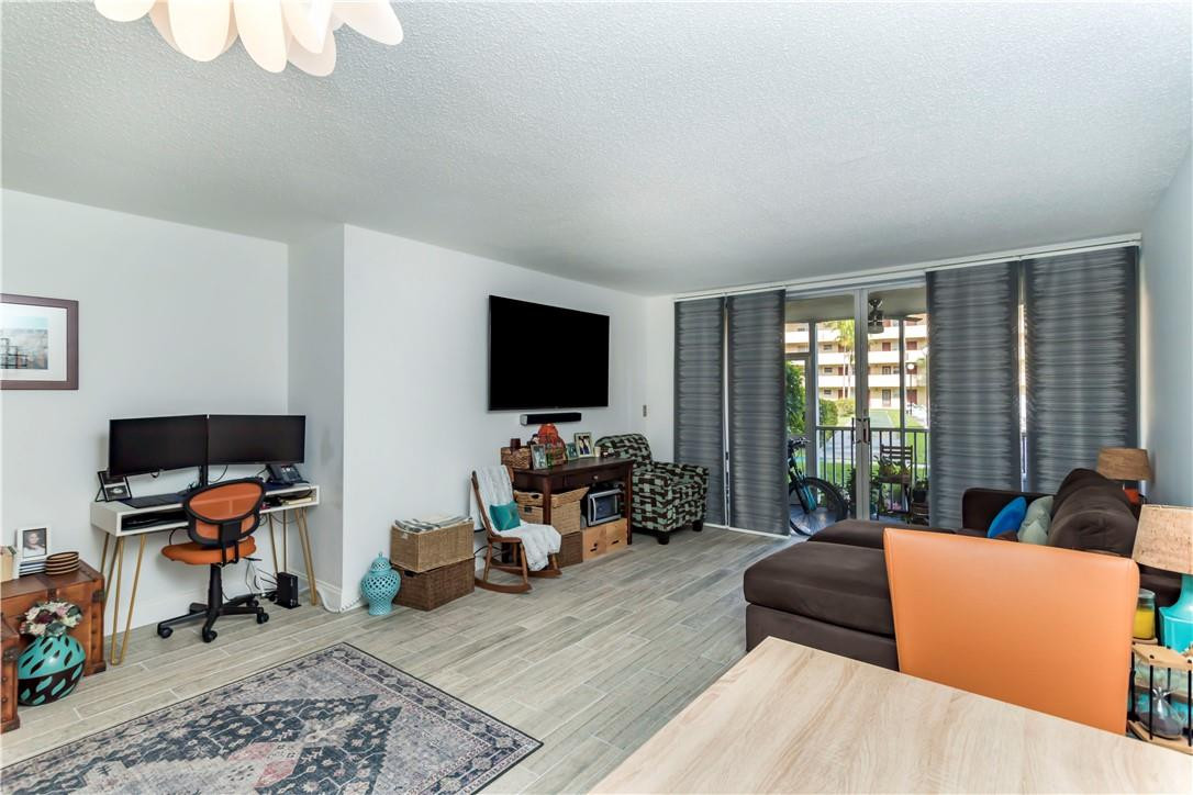 Jade Winds - Residential