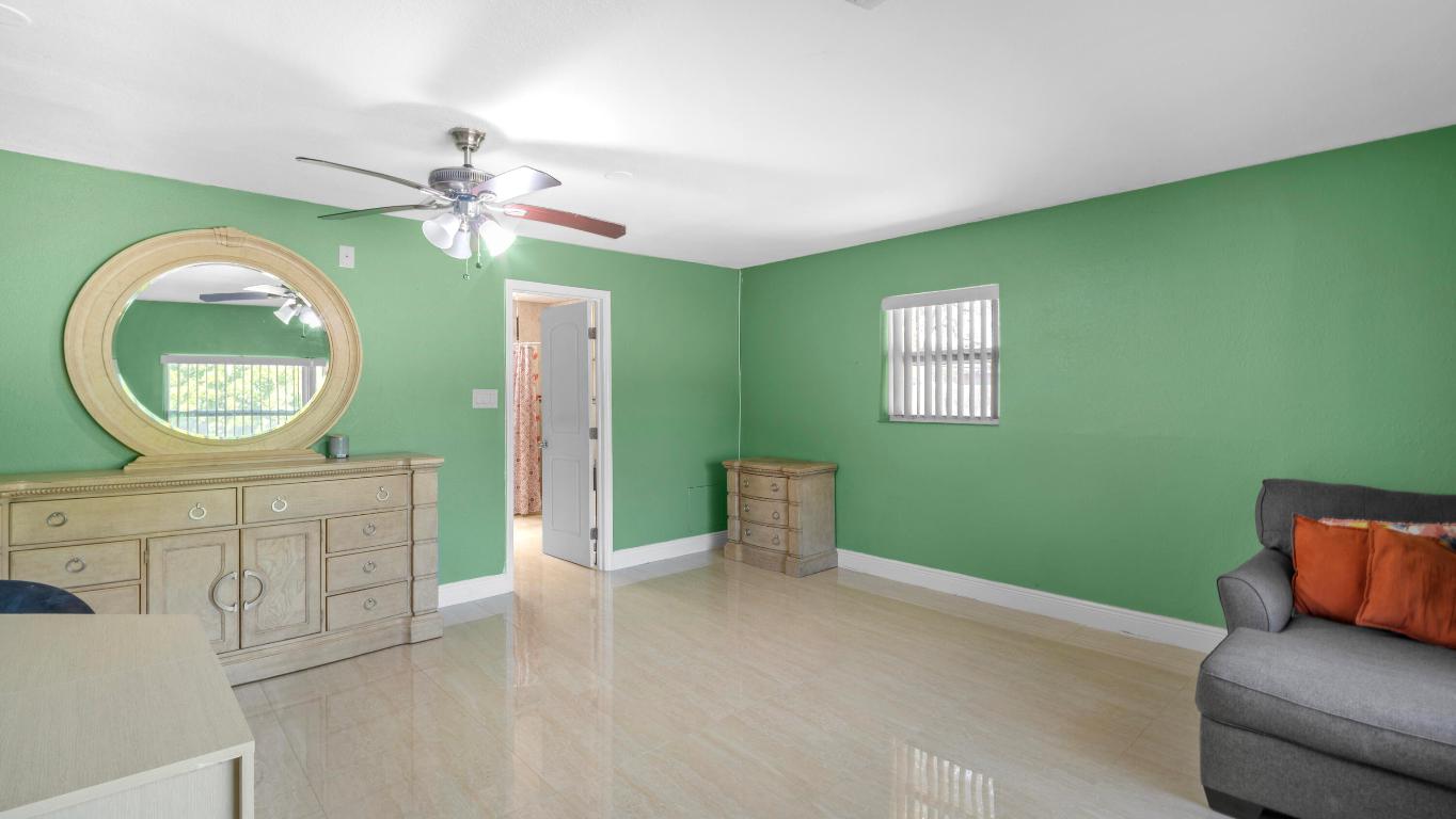 CRESTVIEW BOYNTON - Residential