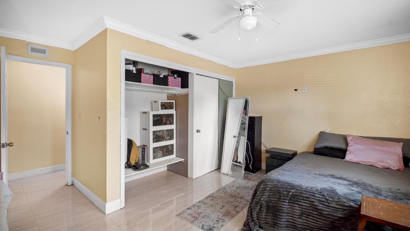 CRESTVIEW BOYNTON - Residential