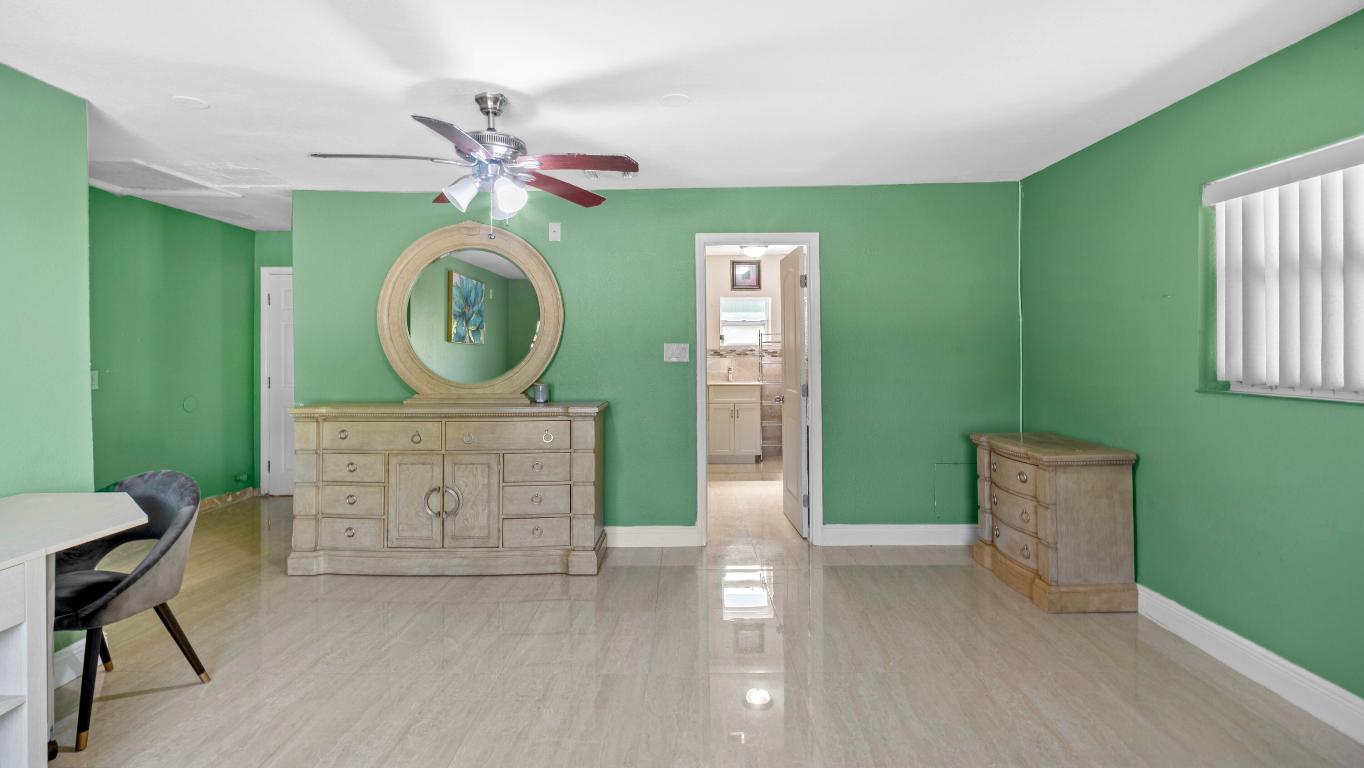 CRESTVIEW BOYNTON - Residential