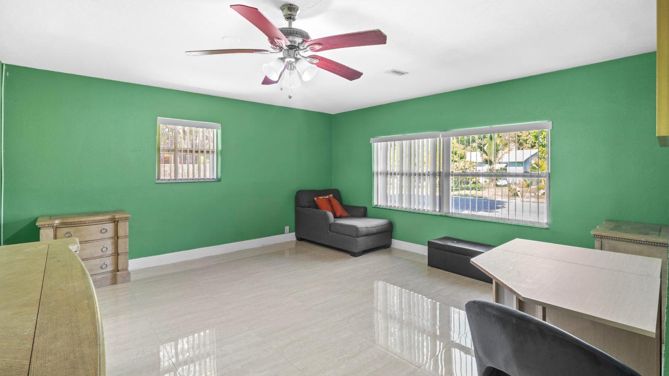 CRESTVIEW BOYNTON - Residential