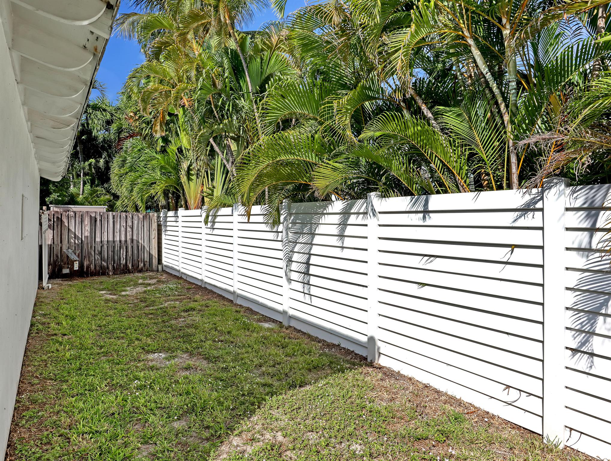 PALM BEACH SHORES - Residential