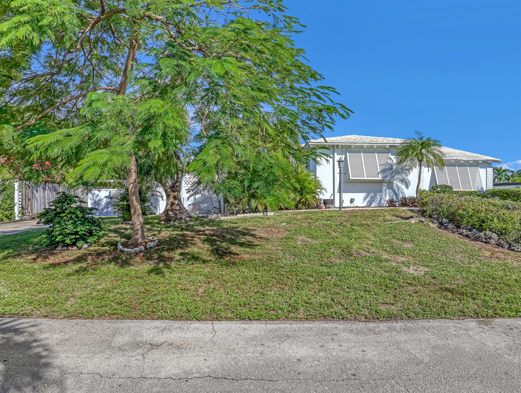 PALM BEACH SHORES - Residential