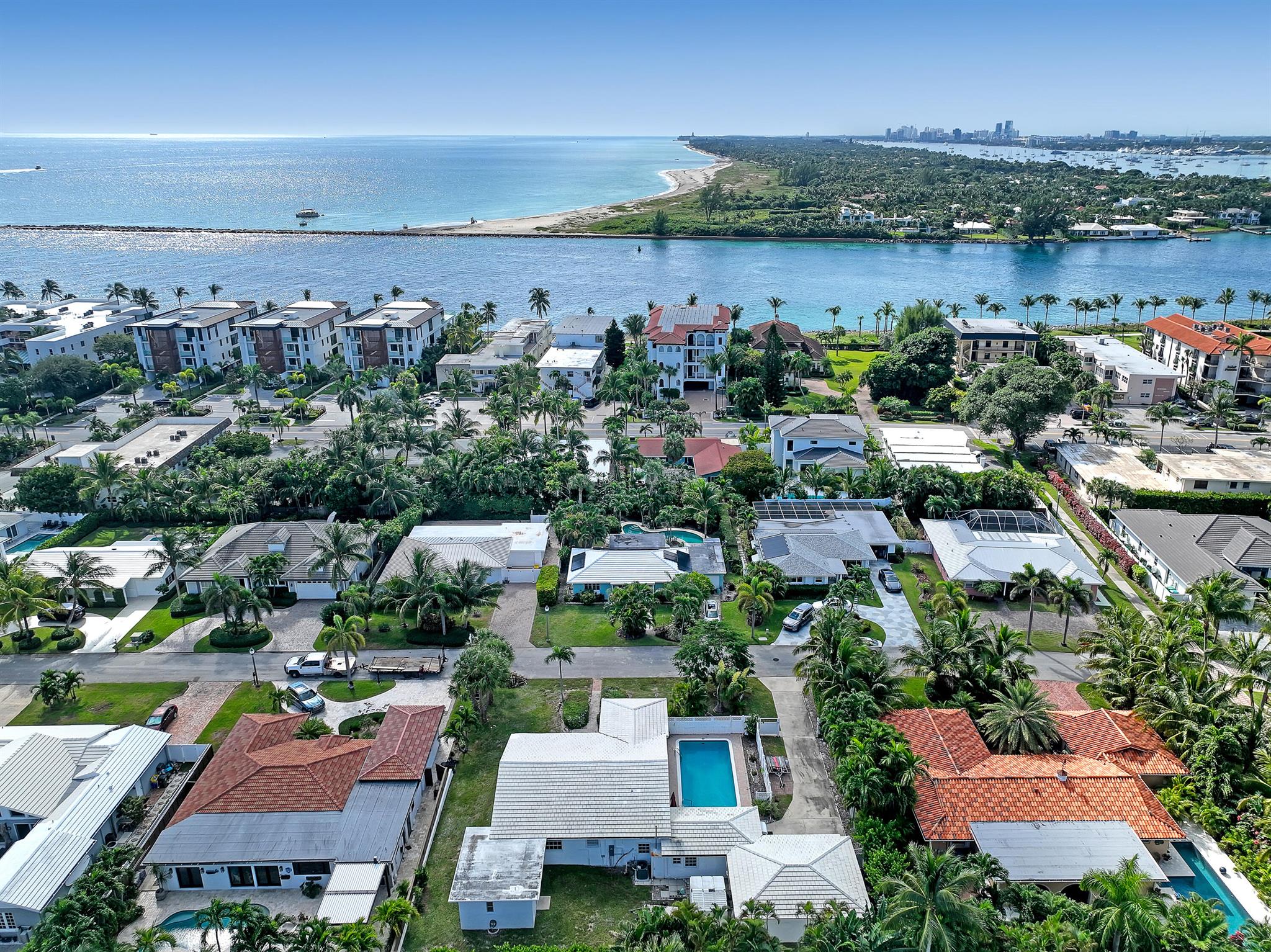 PALM BEACH SHORES - Residential