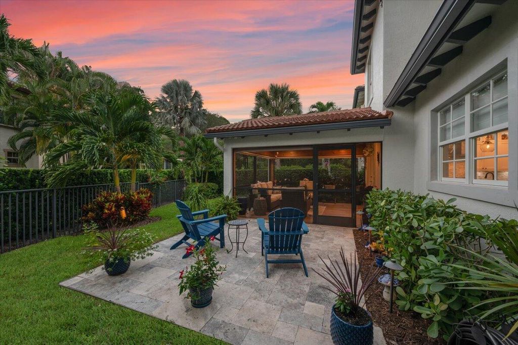 Photo of 557 Tomahawk Court, Palm Beach Gardens, FL 33410 (MLS # R10946350)