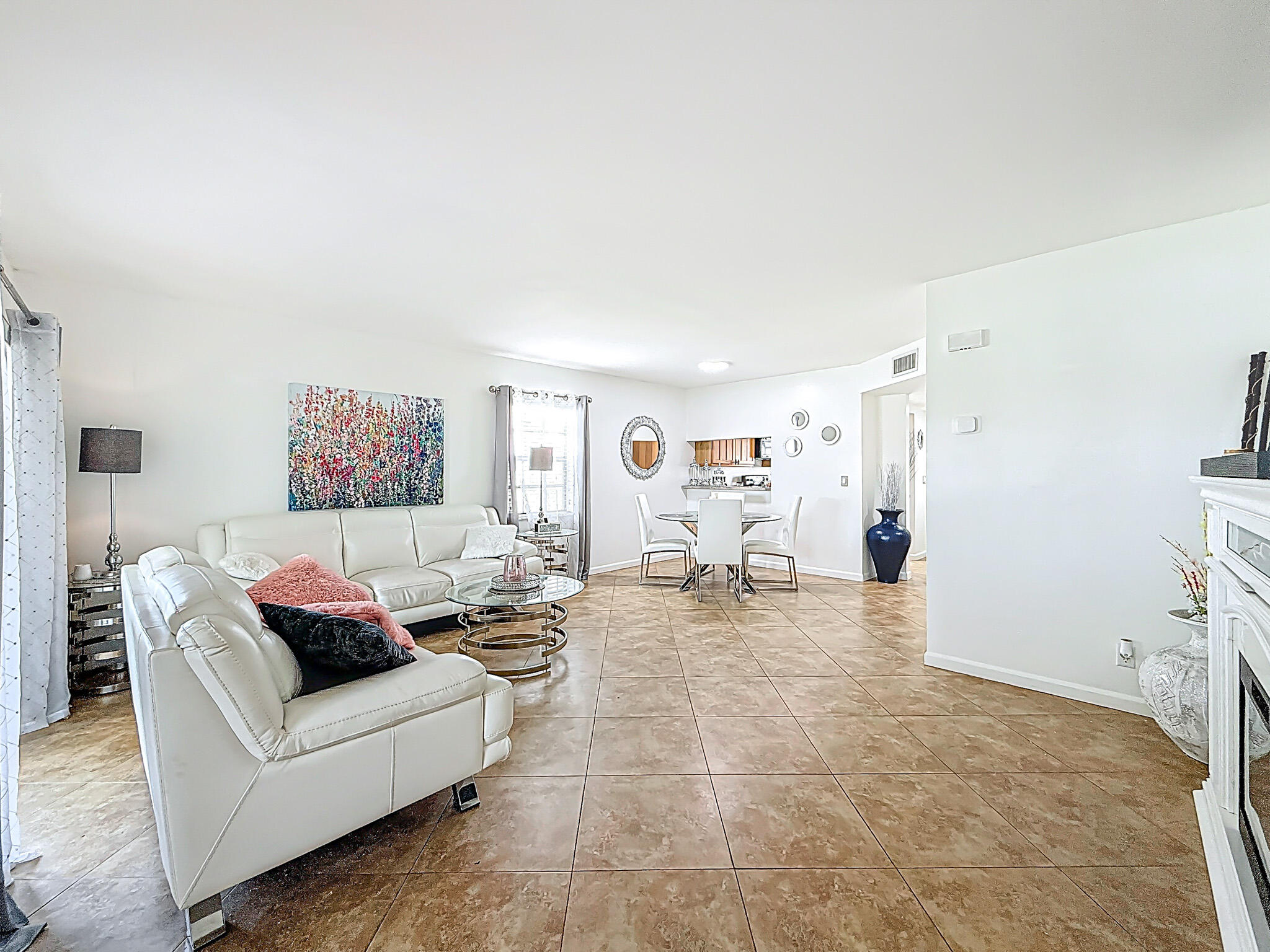 INDEPENDENCE BAY - Residential