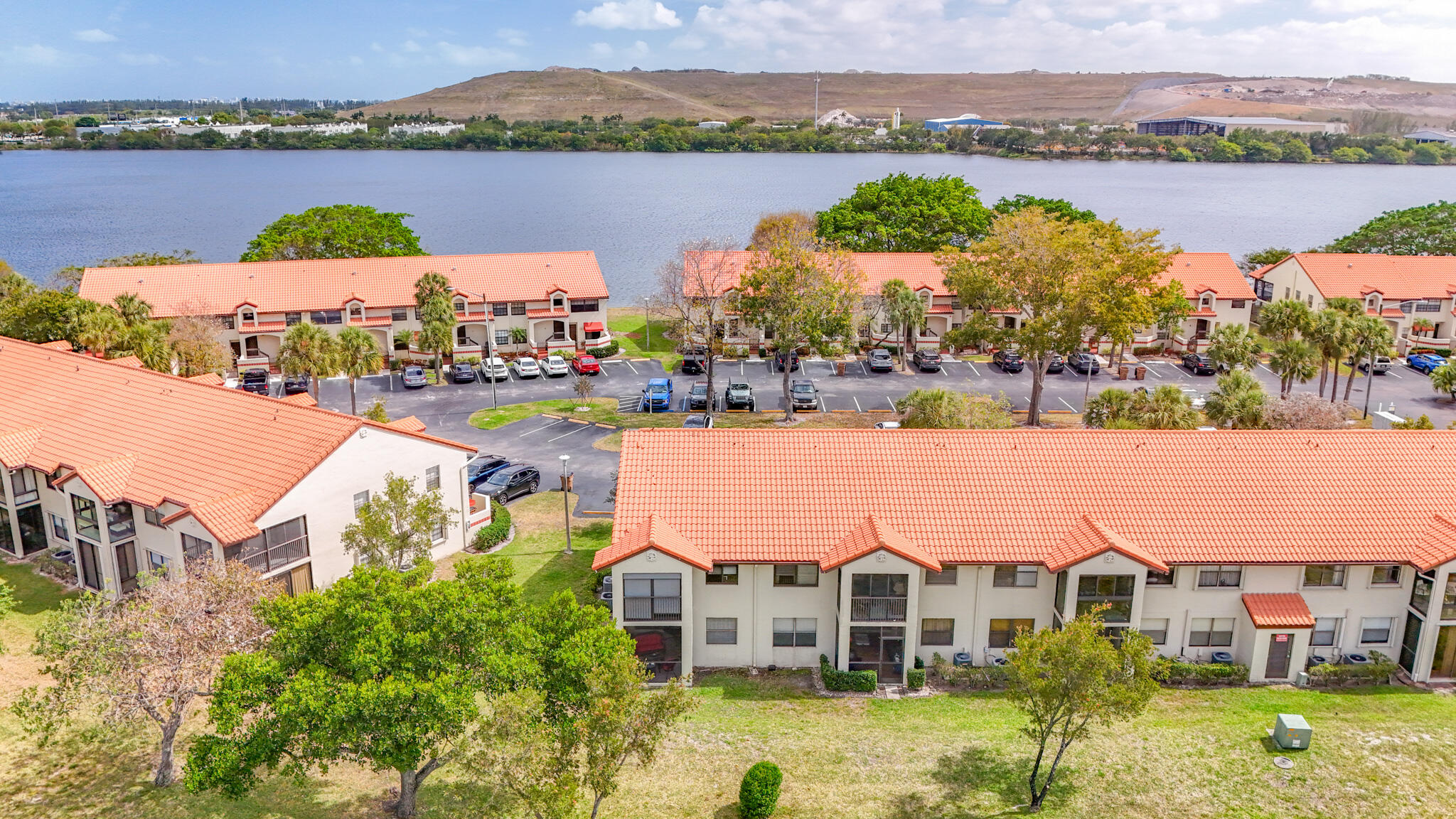 INDEPENDENCE BAY - Residential