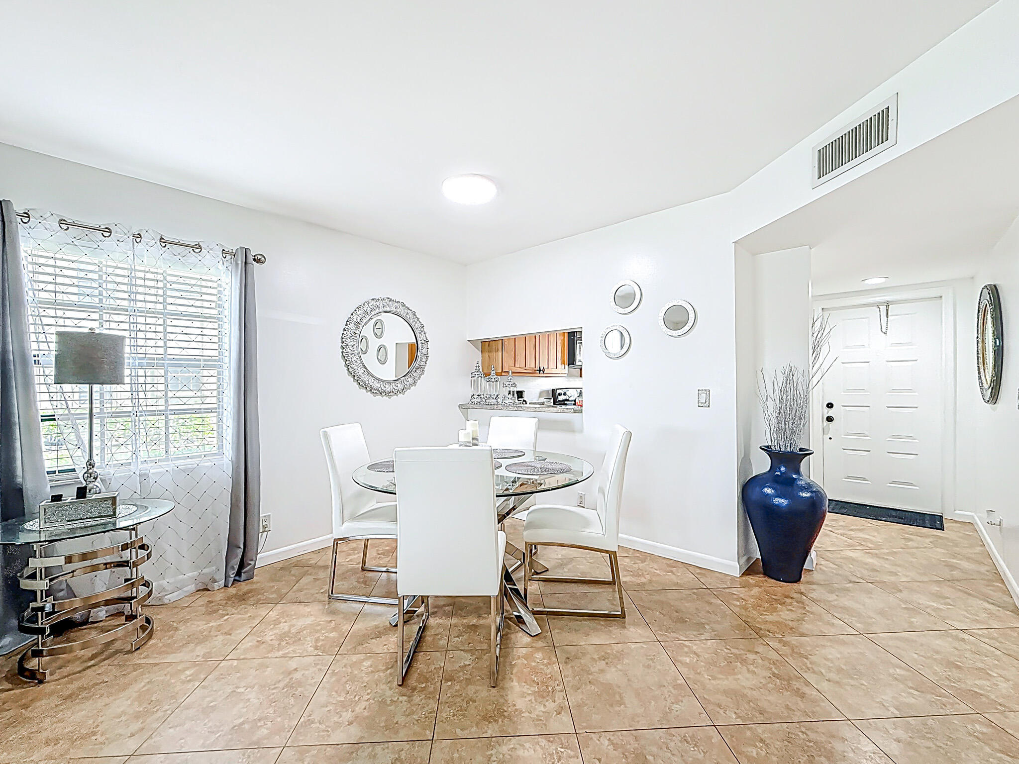 INDEPENDENCE BAY - Residential