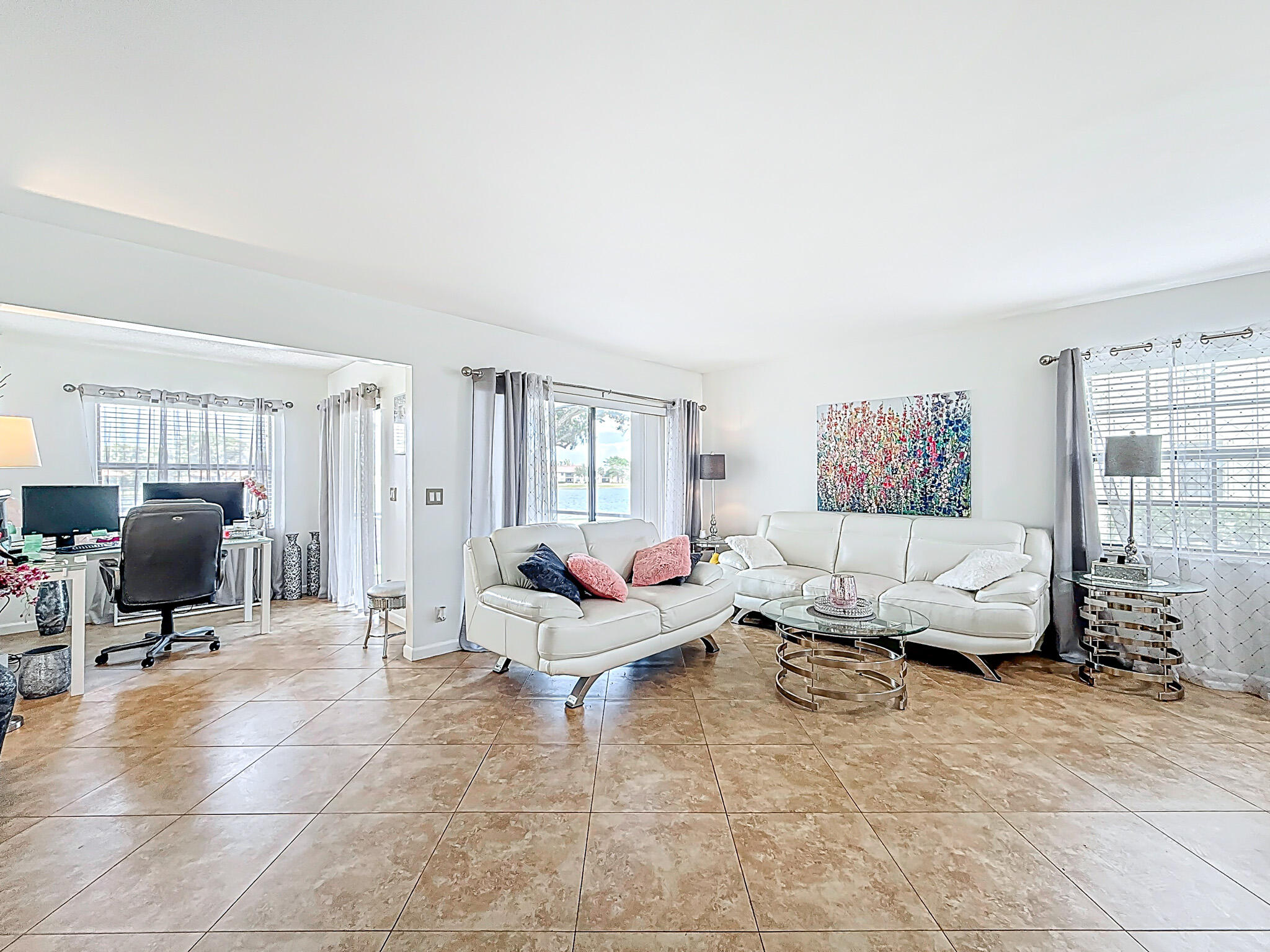 INDEPENDENCE BAY - Residential