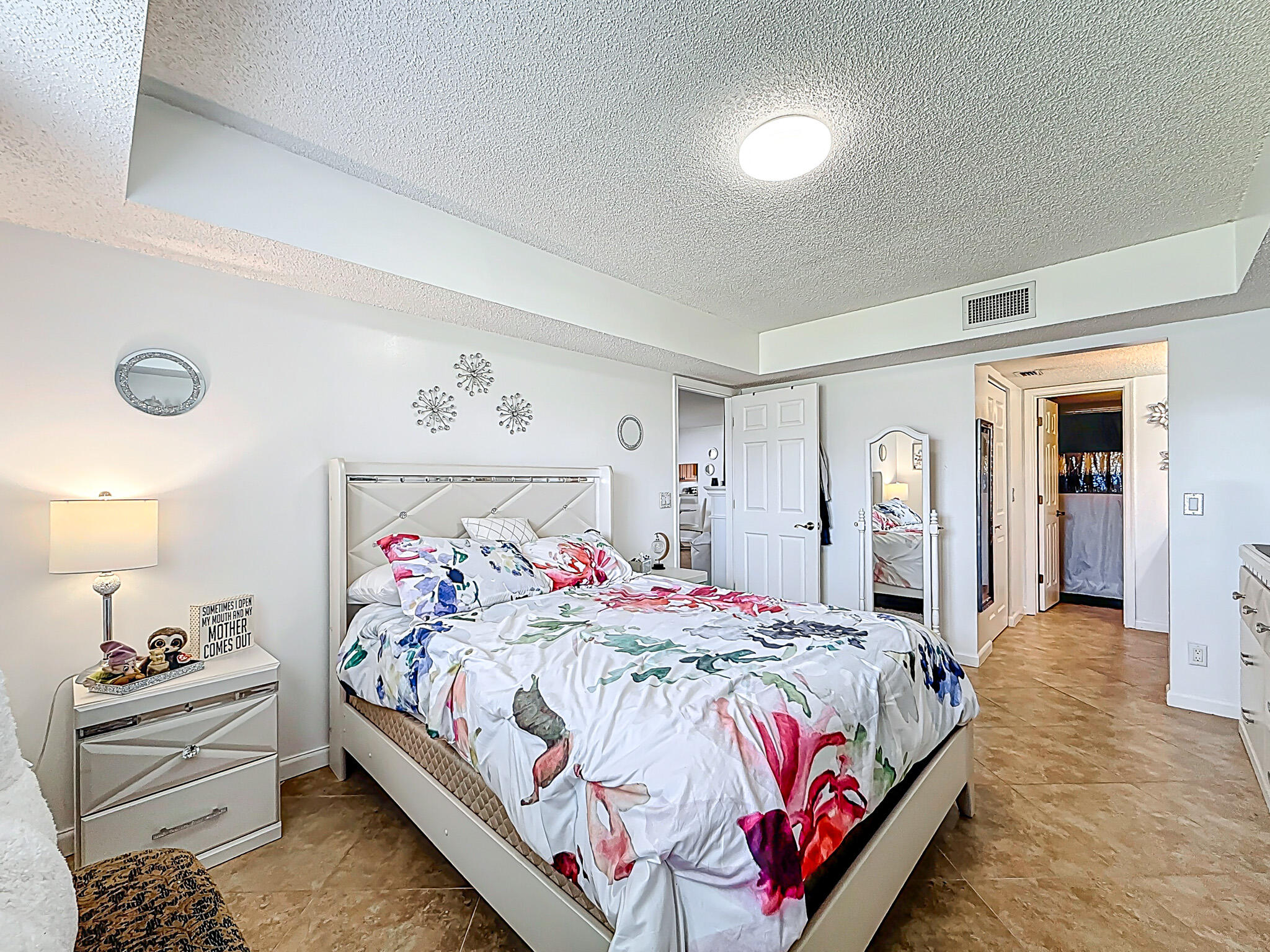 INDEPENDENCE BAY - Residential