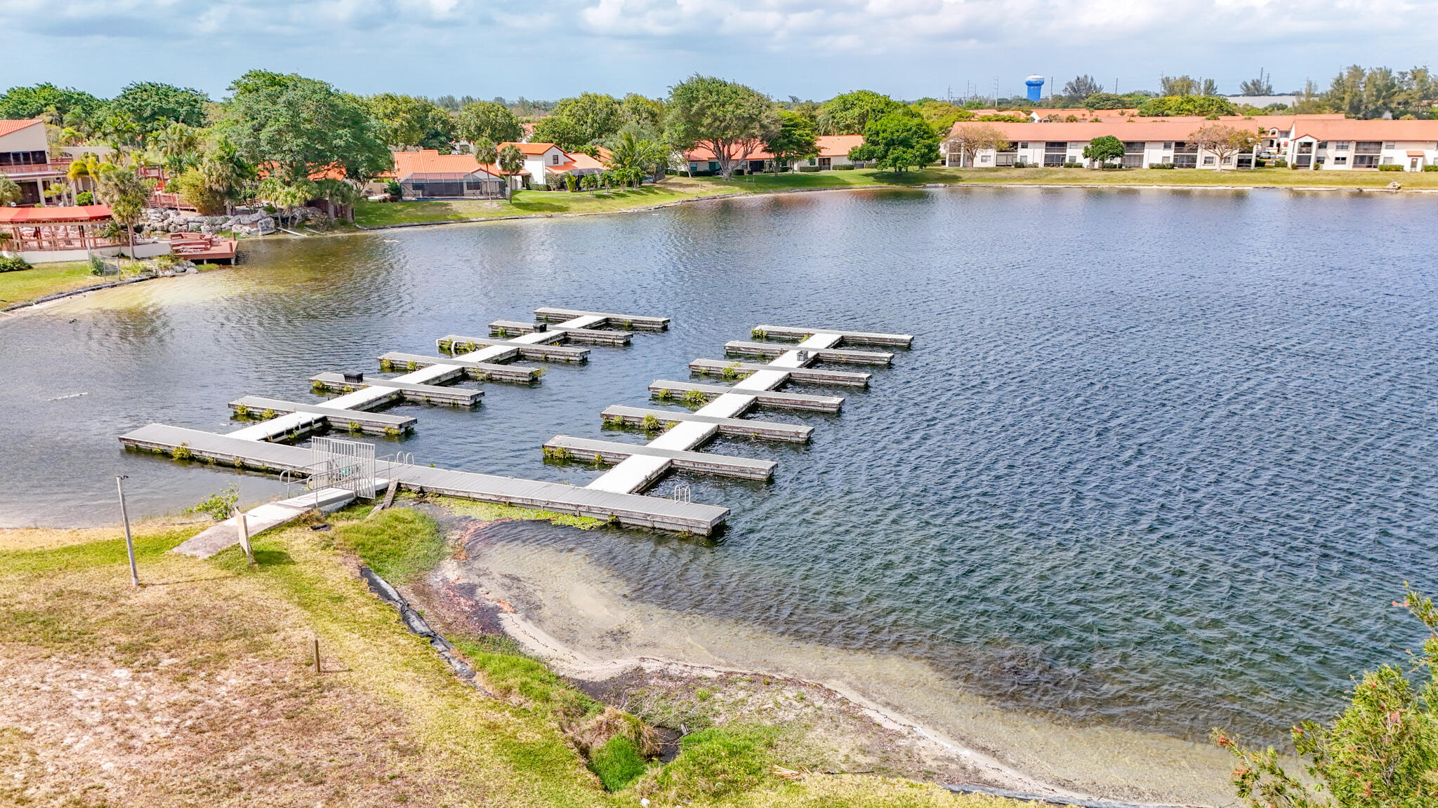 INDEPENDENCE BAY - Residential