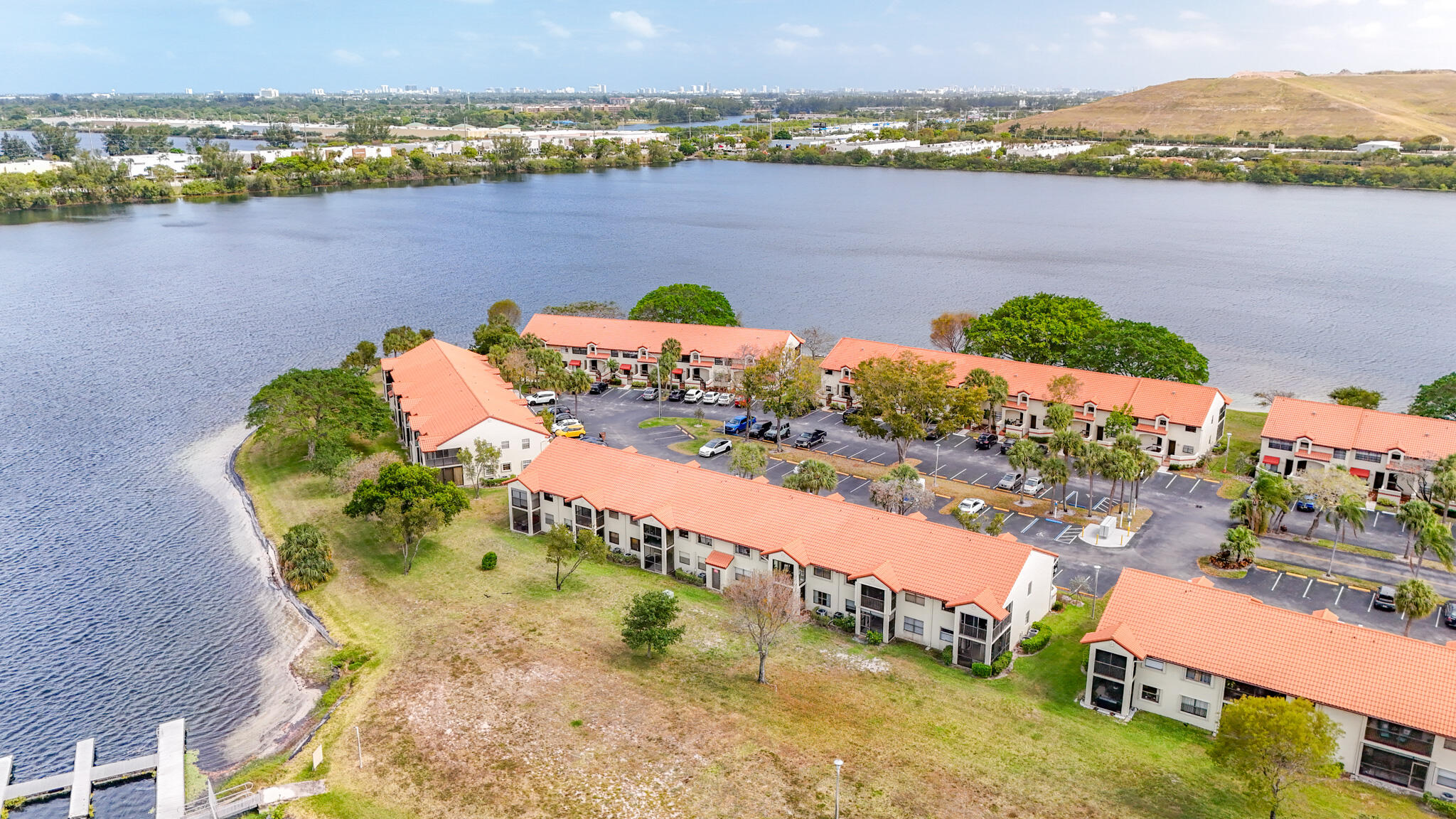 INDEPENDENCE BAY - Residential