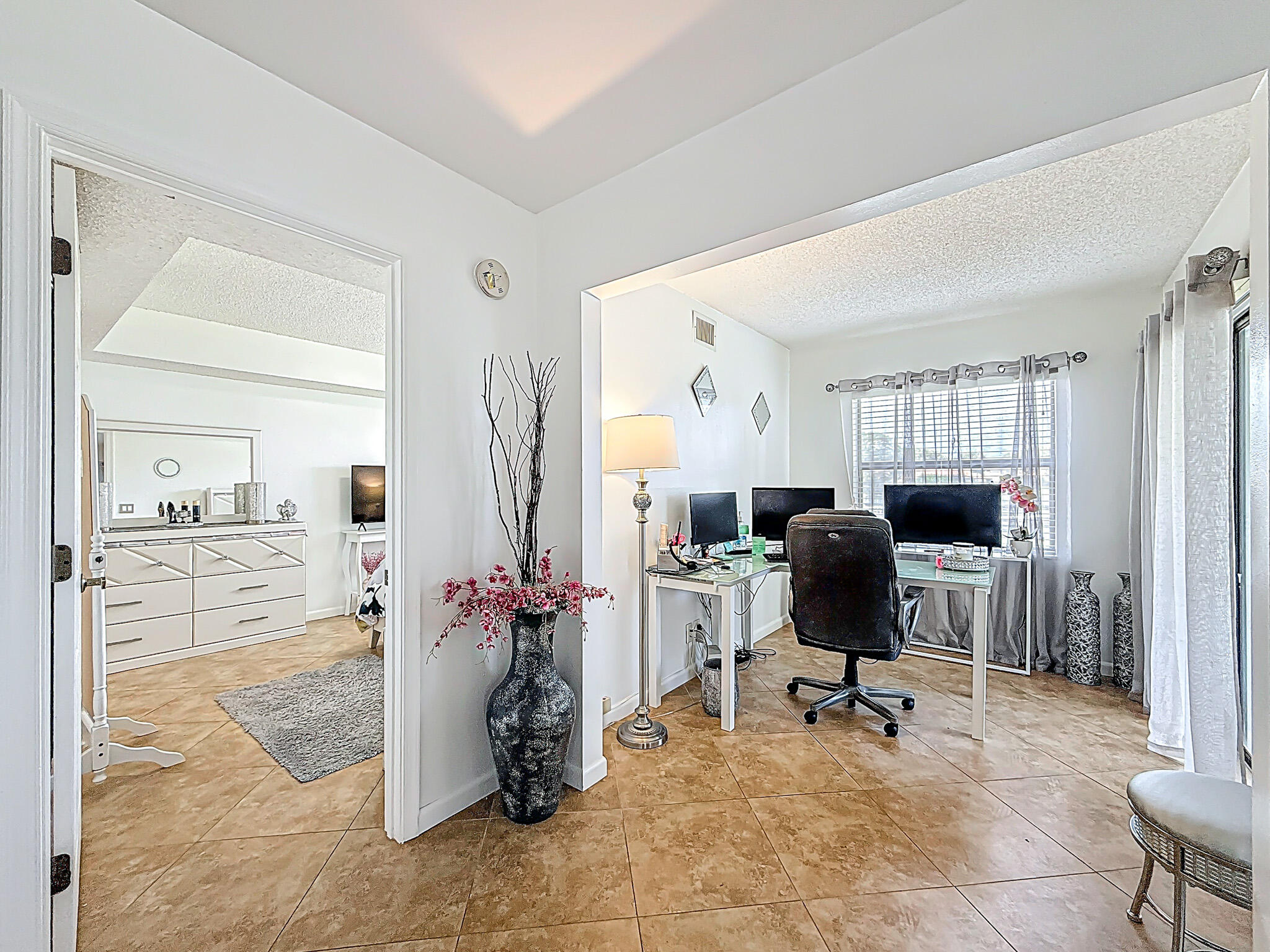 INDEPENDENCE BAY - Residential