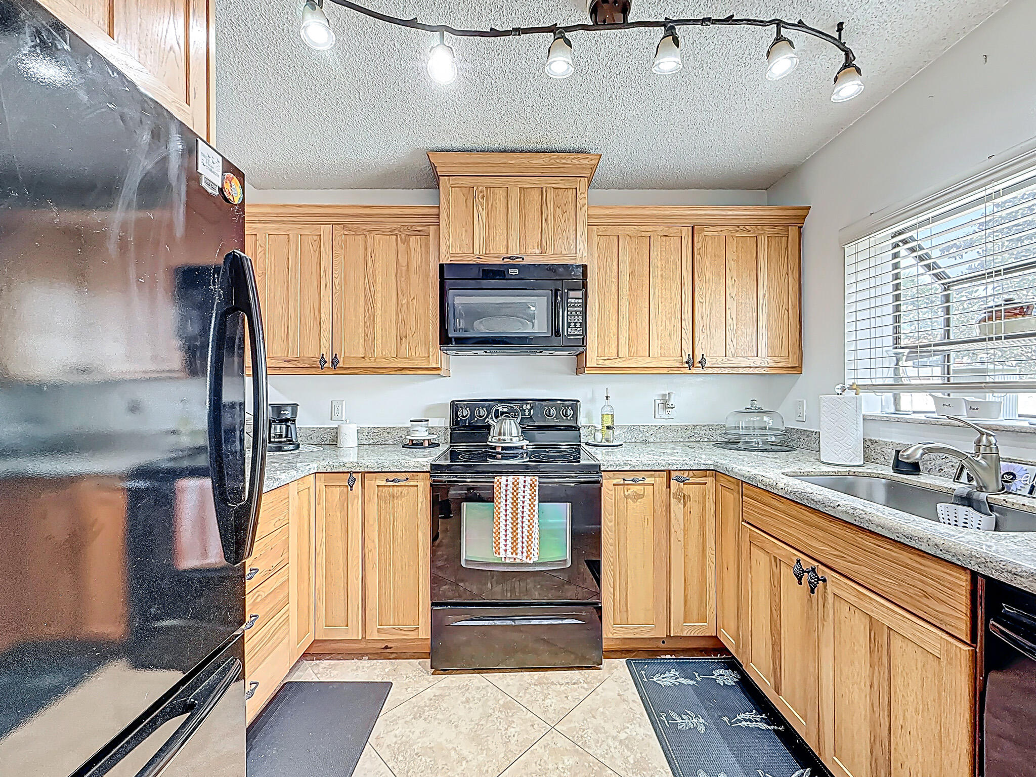 INDEPENDENCE BAY - Residential