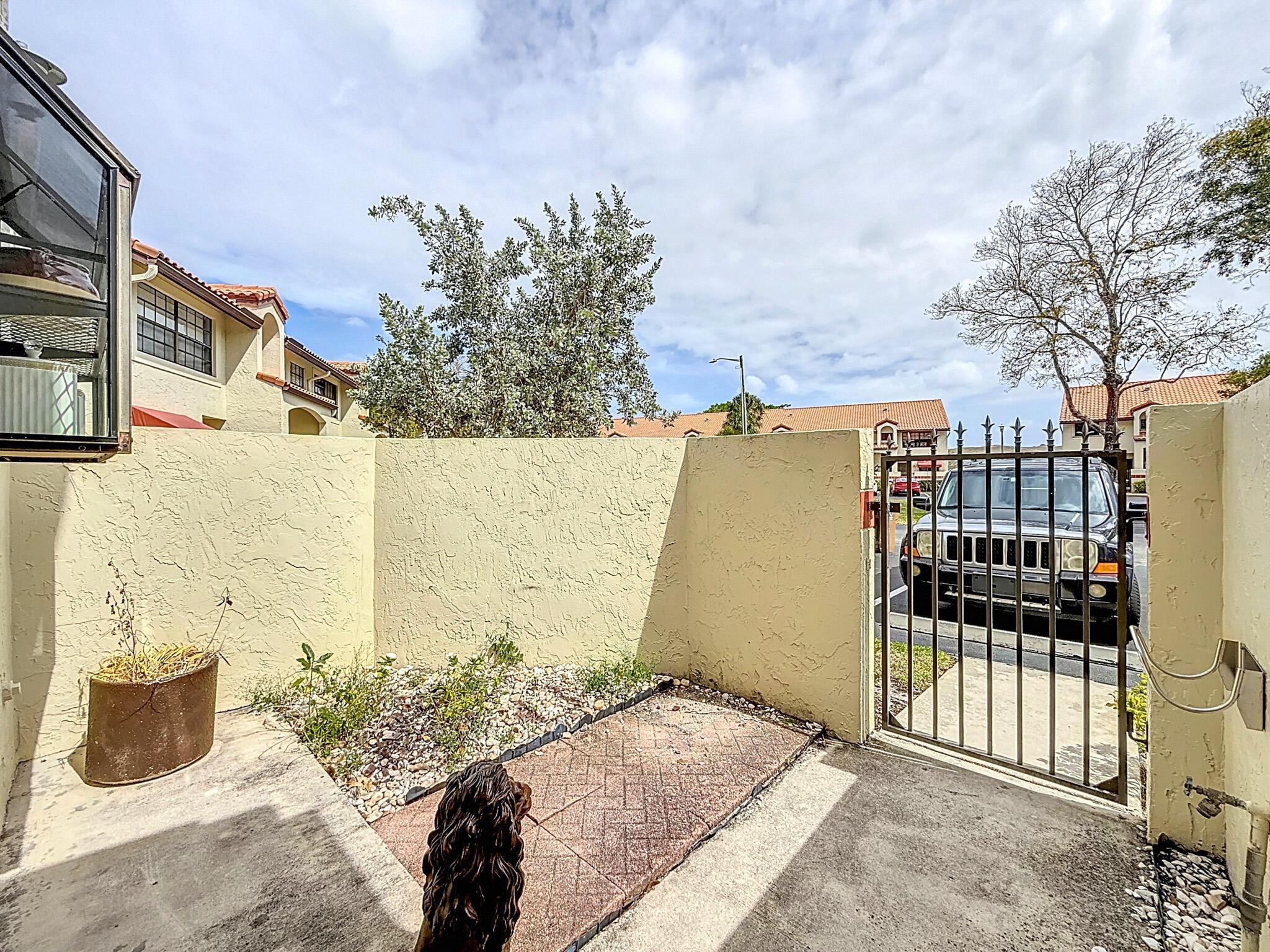 1001 Republic Court