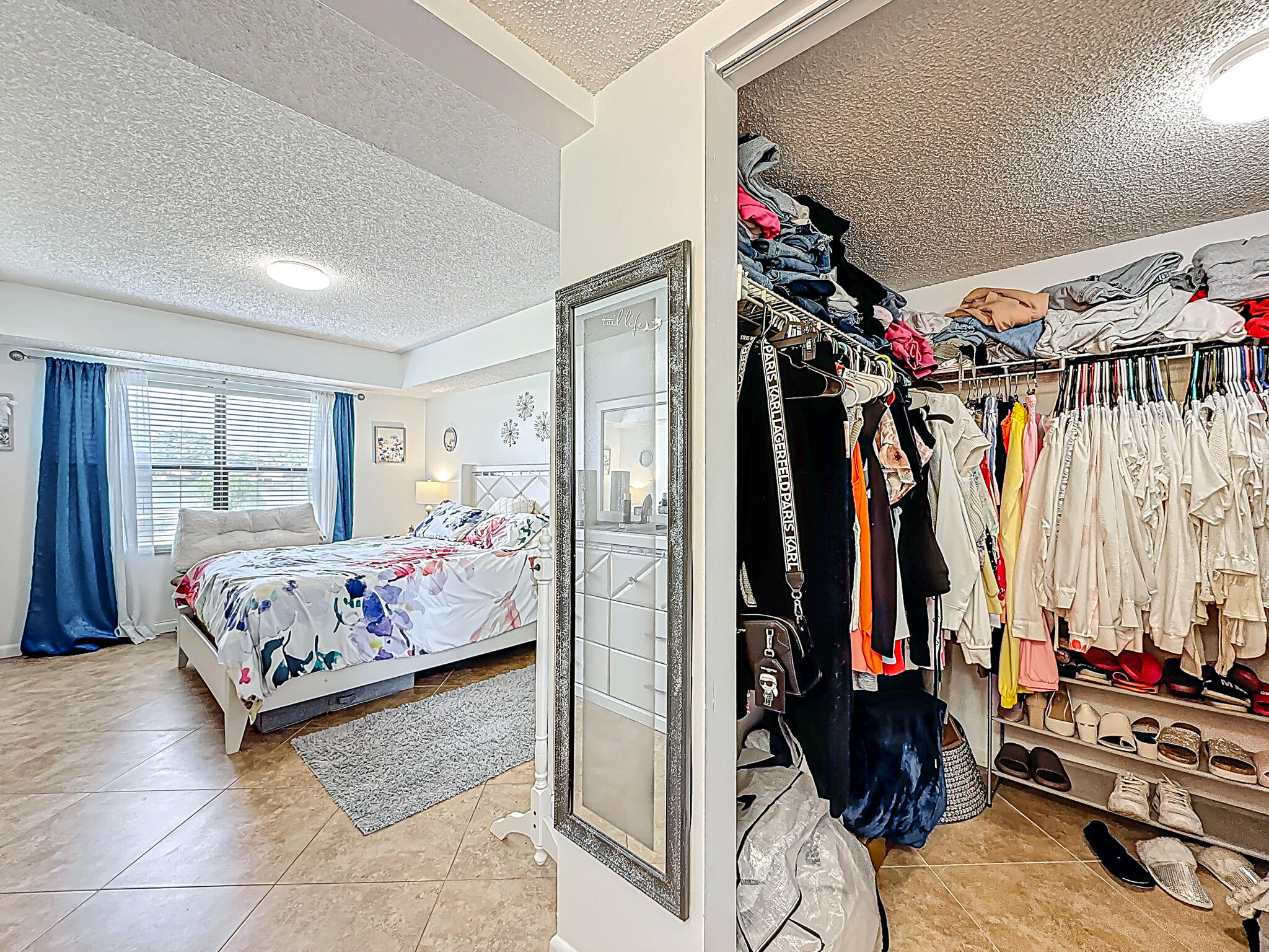 INDEPENDENCE BAY - Residential